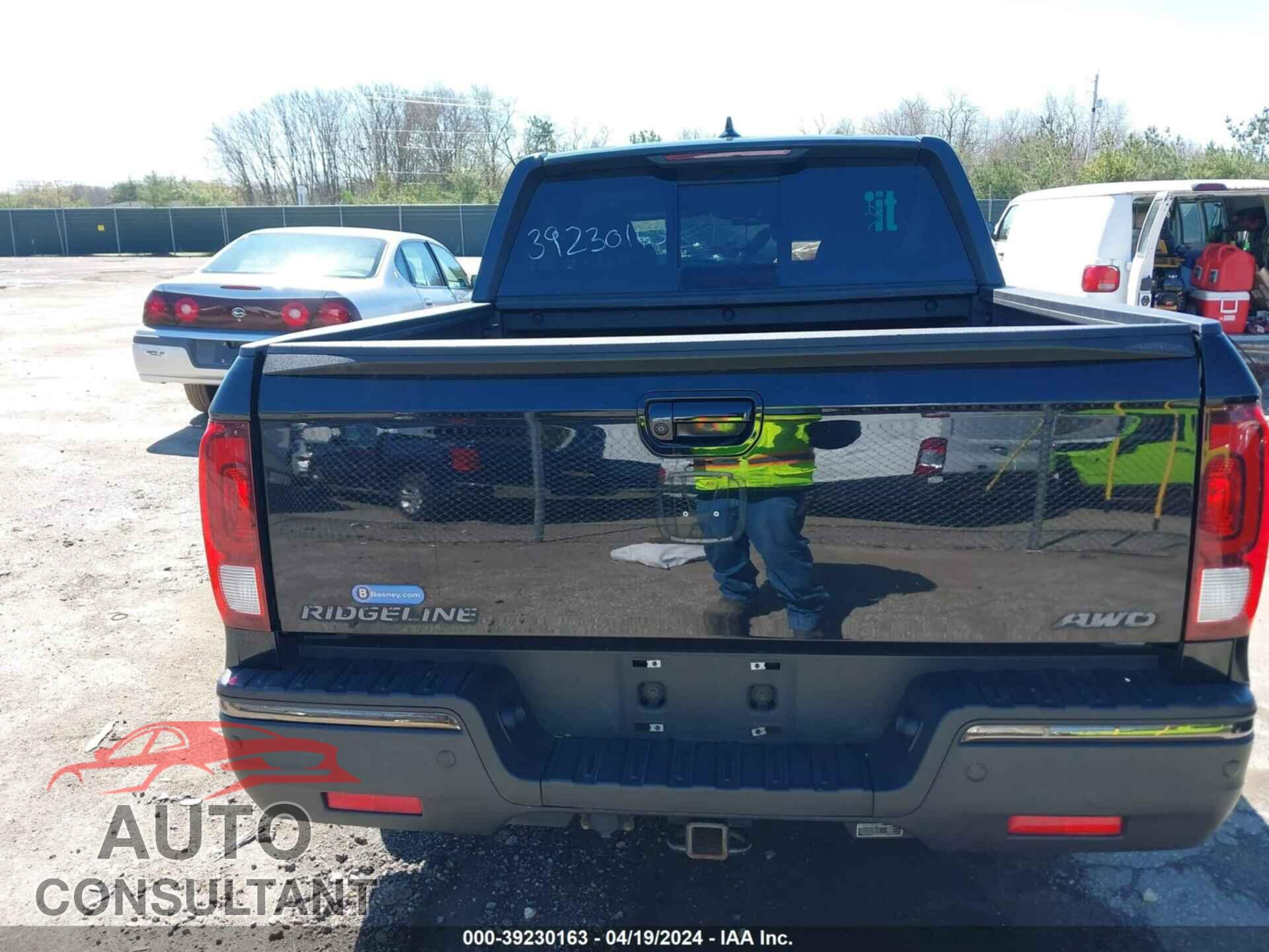 HONDA RIDGELINE 2017 - 5FPYK3F84HB005184