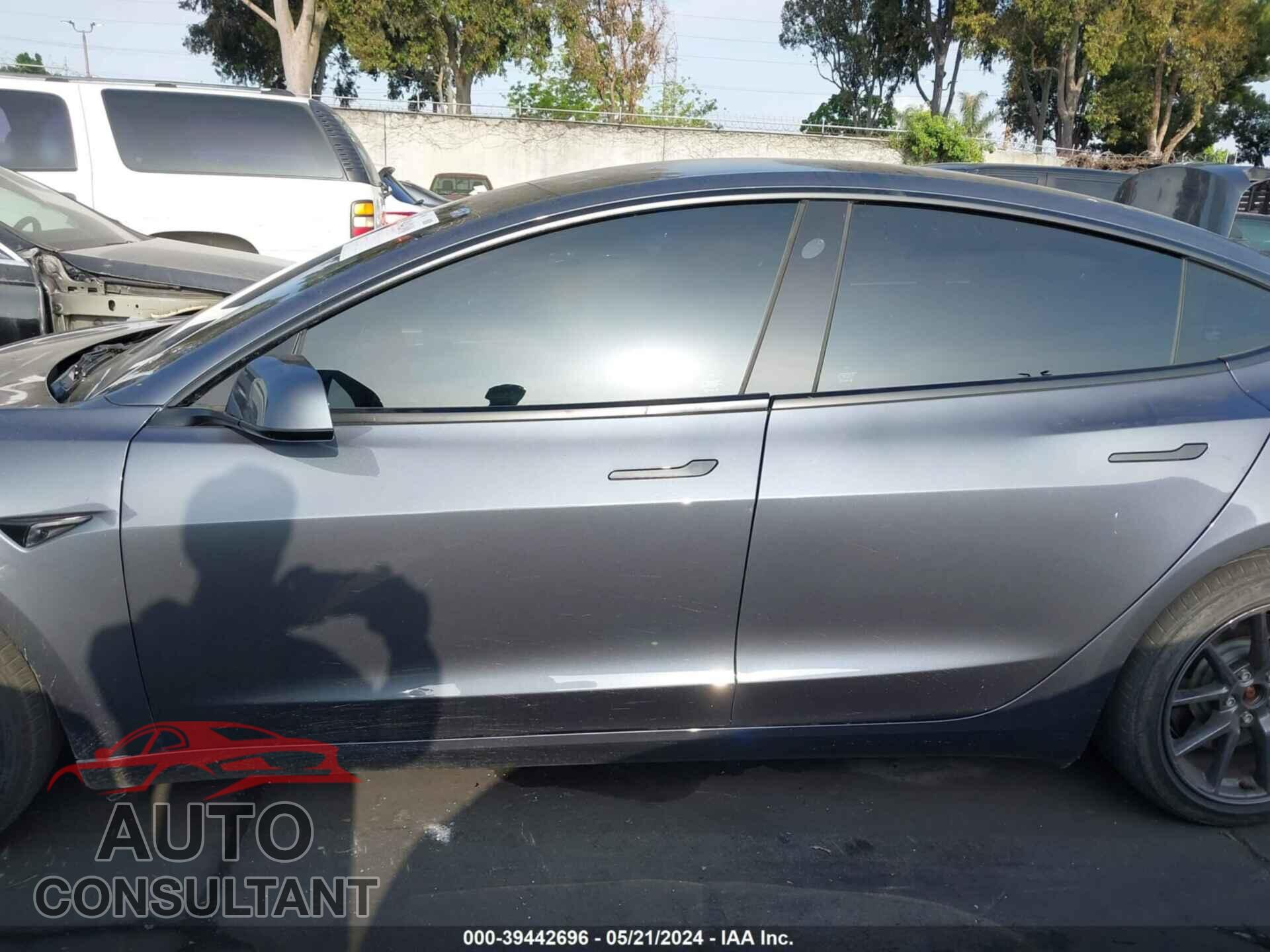 TESLA MODEL 3 2023 - 5YJ3E1EA4PF575039
