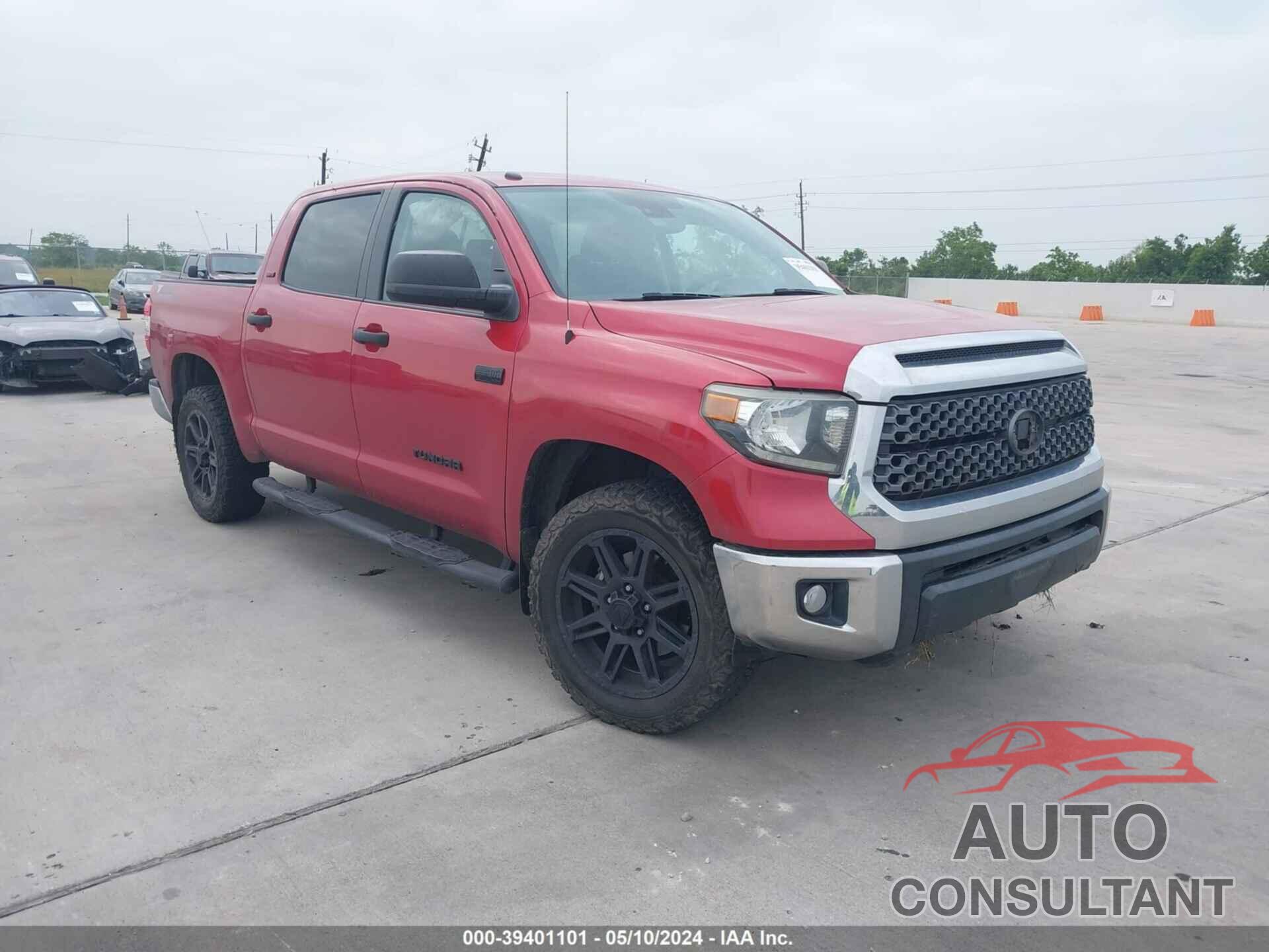 TOYOTA TUNDRA 2018 - 5TFDW5F12JX761943