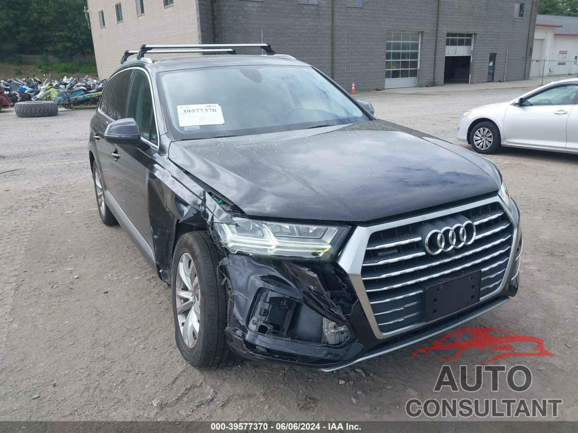 AUDI Q7 2019 - WA1LAAF75KD004992