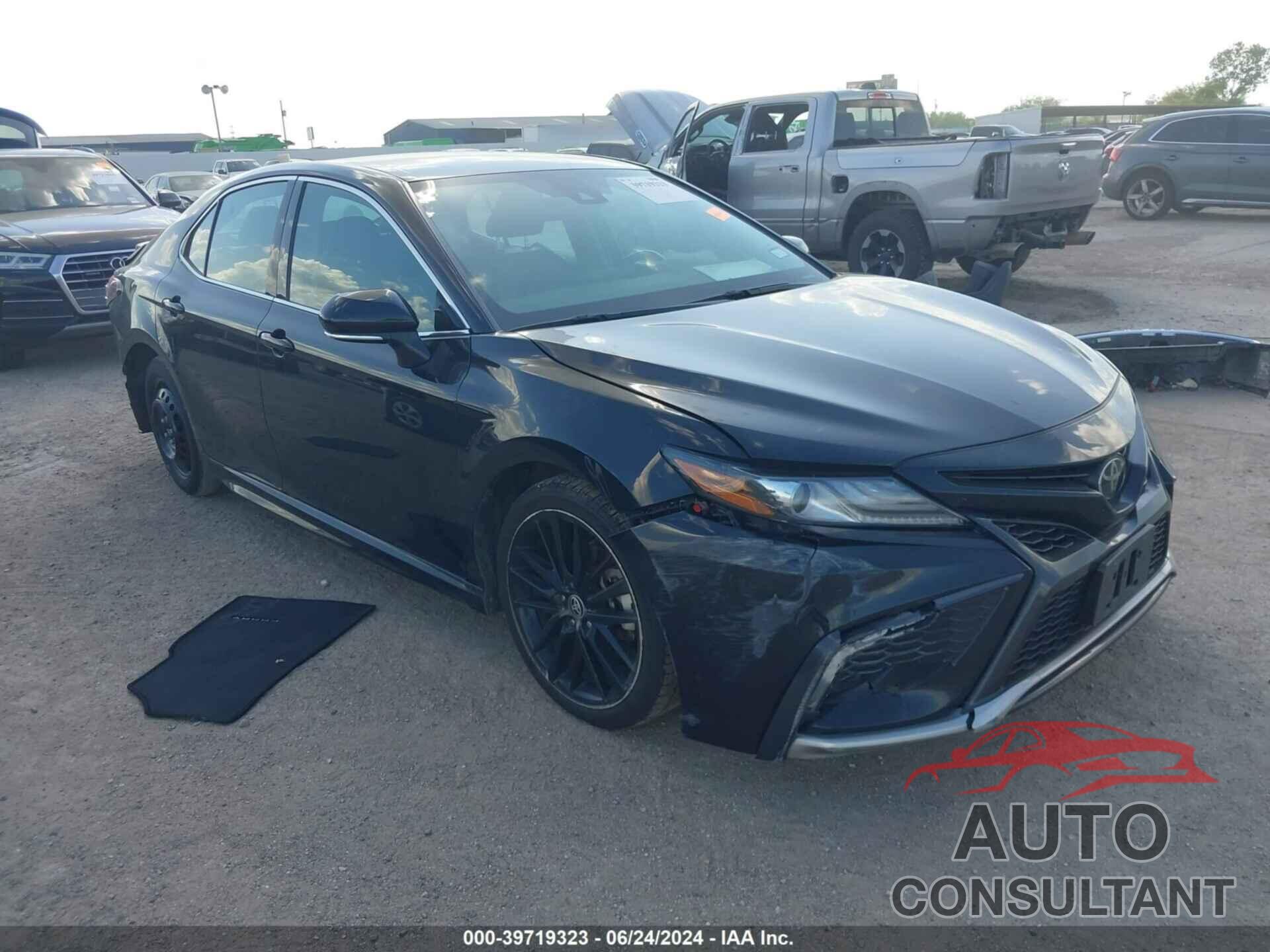 TOYOTA CAMRY 2022 - 4T1K61AK3NU058547