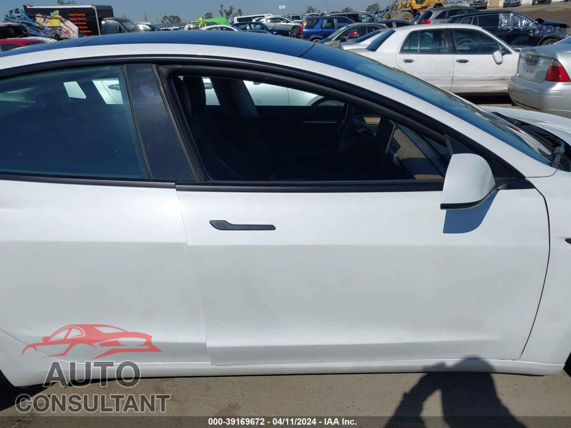 TESLA MODEL 3 2022 - 5YJ3E1EA9NF172607
