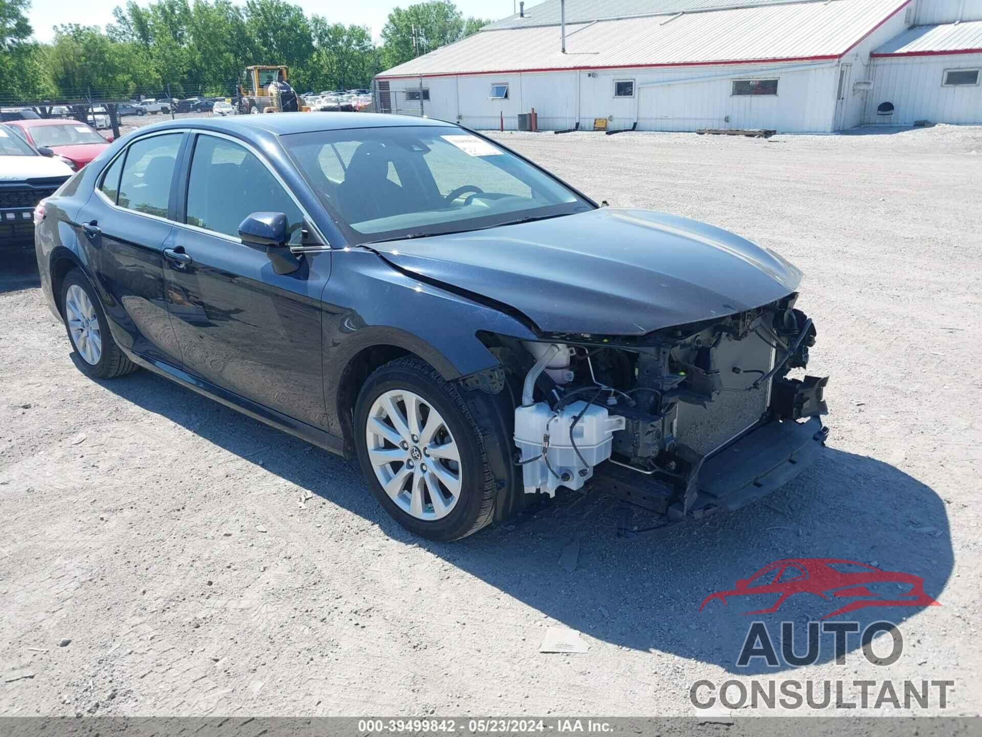 TOYOTA CAMRY 2018 - JTNB11HK0J3045582