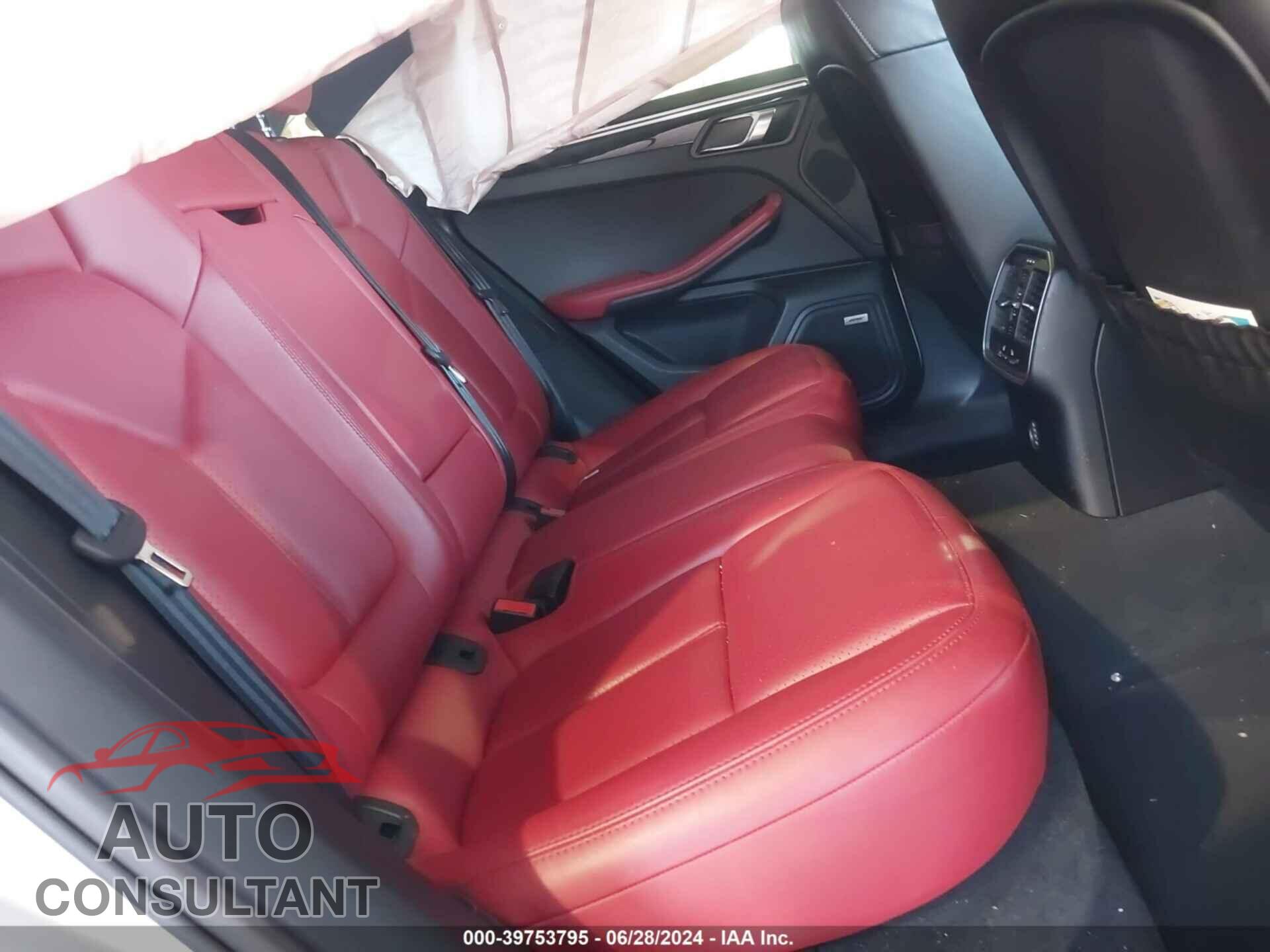 PORSCHE MACAN 2017 - WP1AA2A53HLB83331