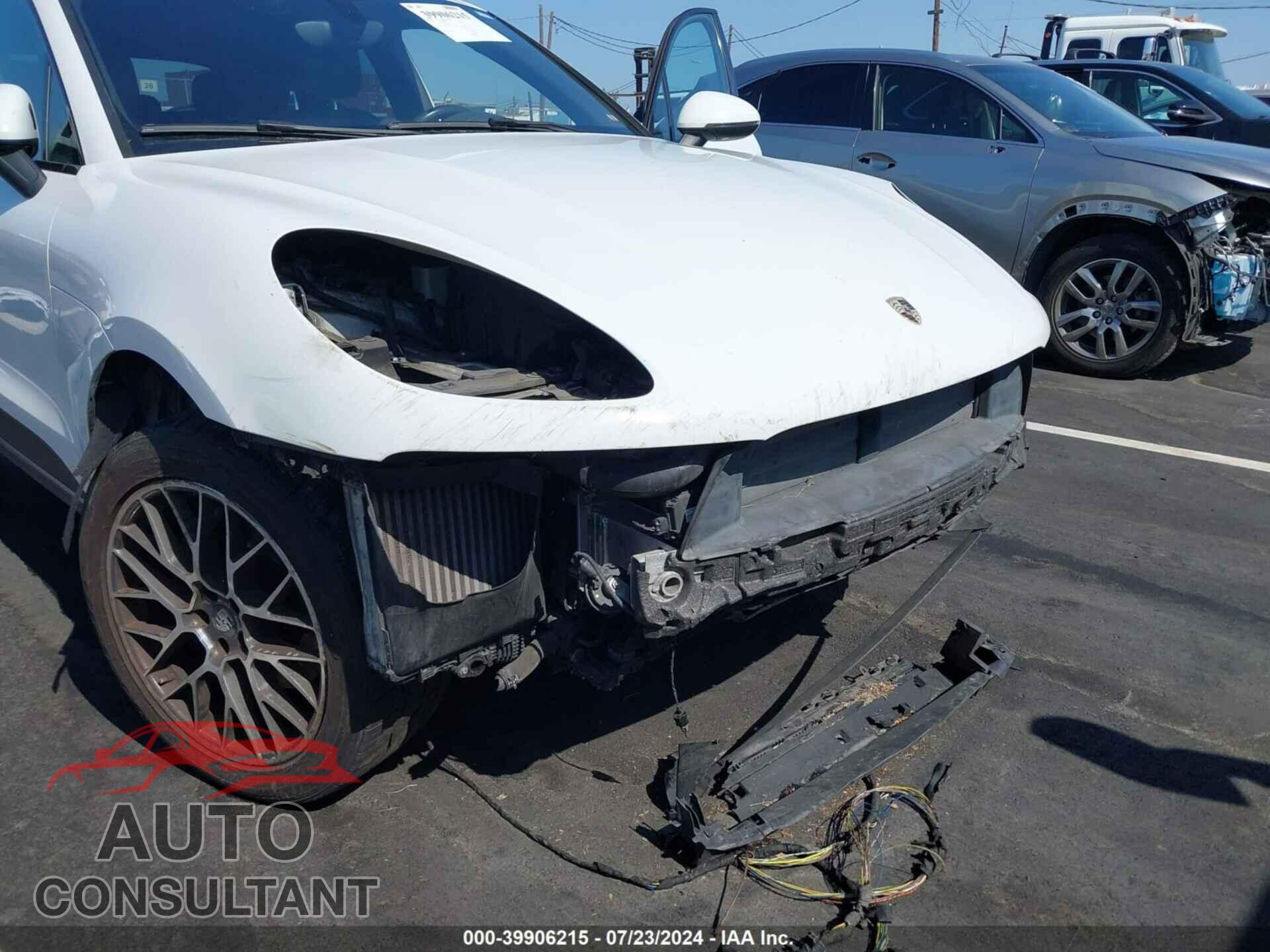 PORSCHE MACAN 2016 - WP1AB2A58GLB43662