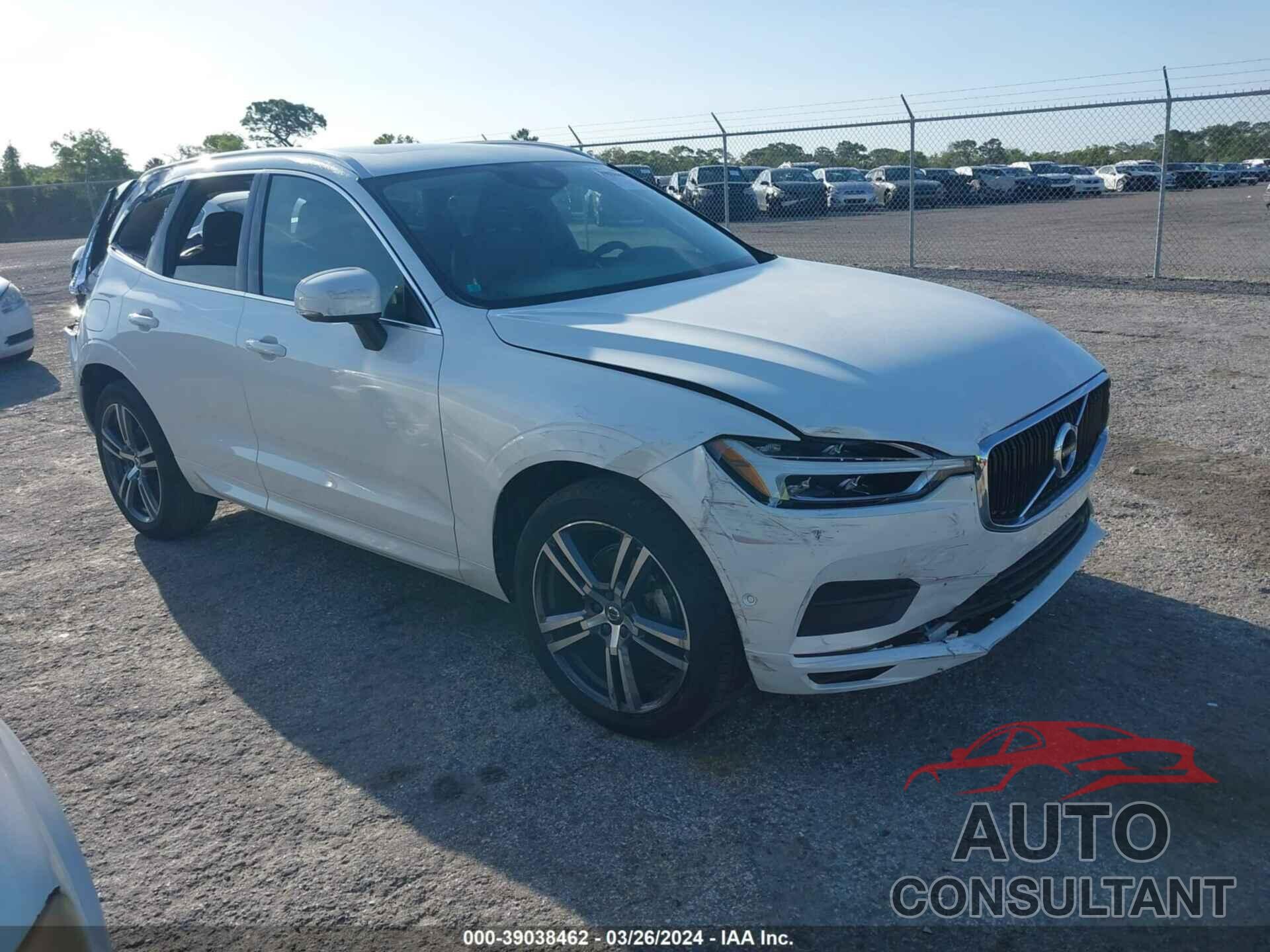 VOLVO XC60 2018 - LYV102RK0JB097645