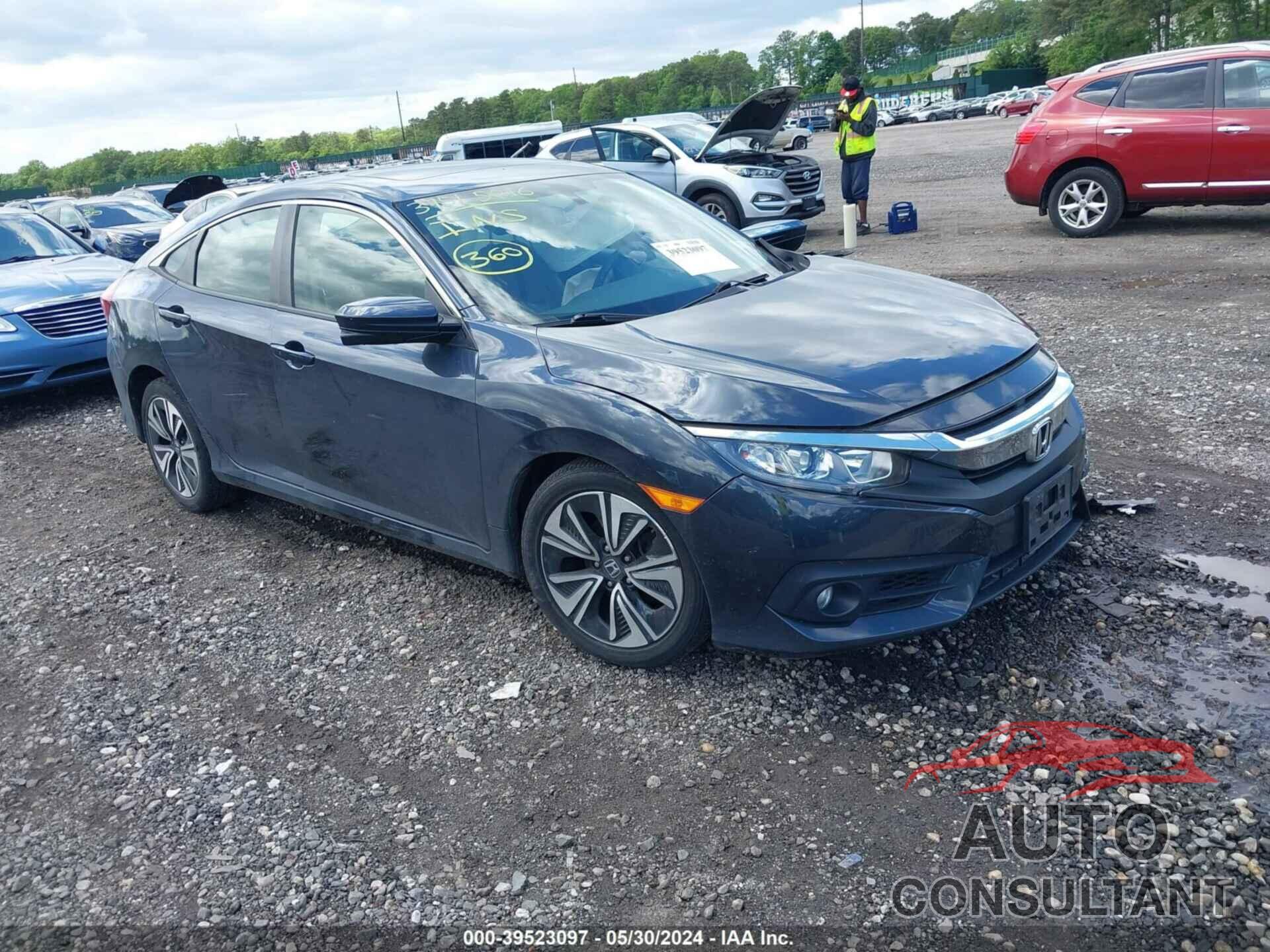 HONDA CIVIC 2018 - JHMFC1F31JX033721