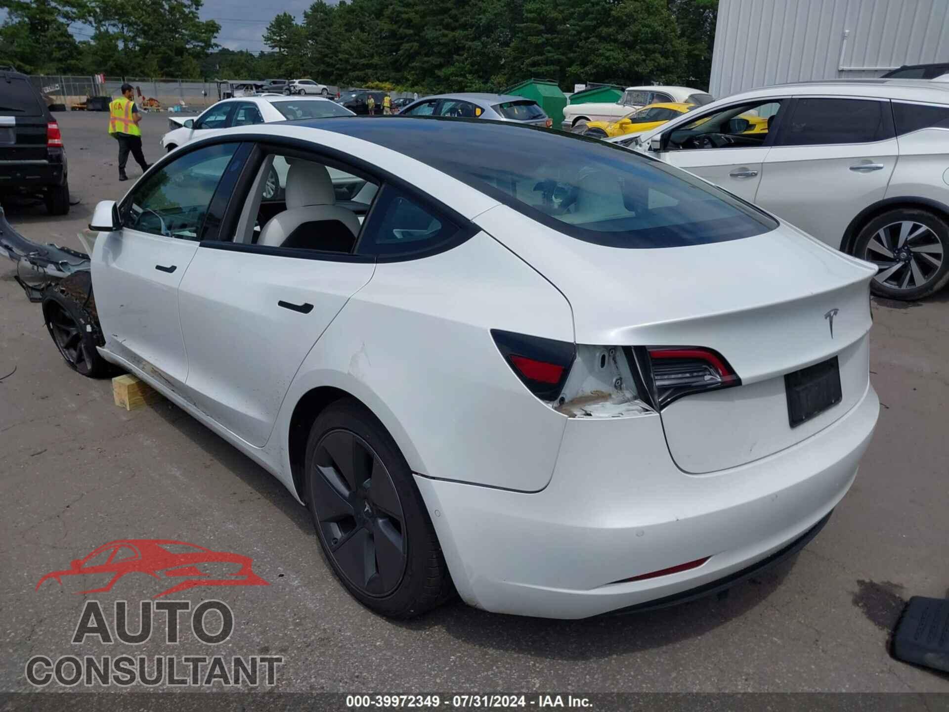 TESLA MODEL 3 2021 - 5YJ3E1EA4MF851795
