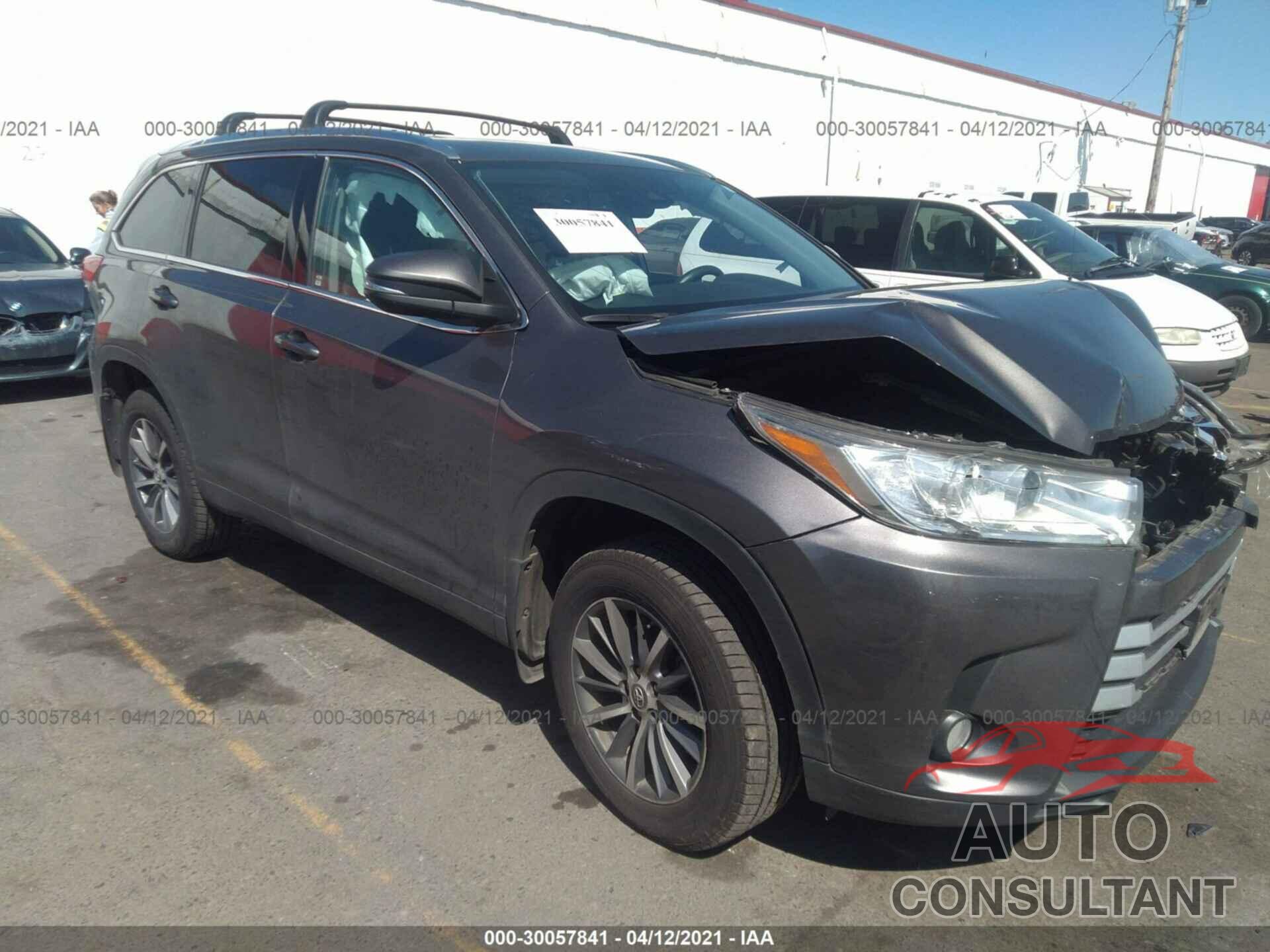 TOYOTA HIGHLANDER 2019 - 5TDJZRFH1KS616480