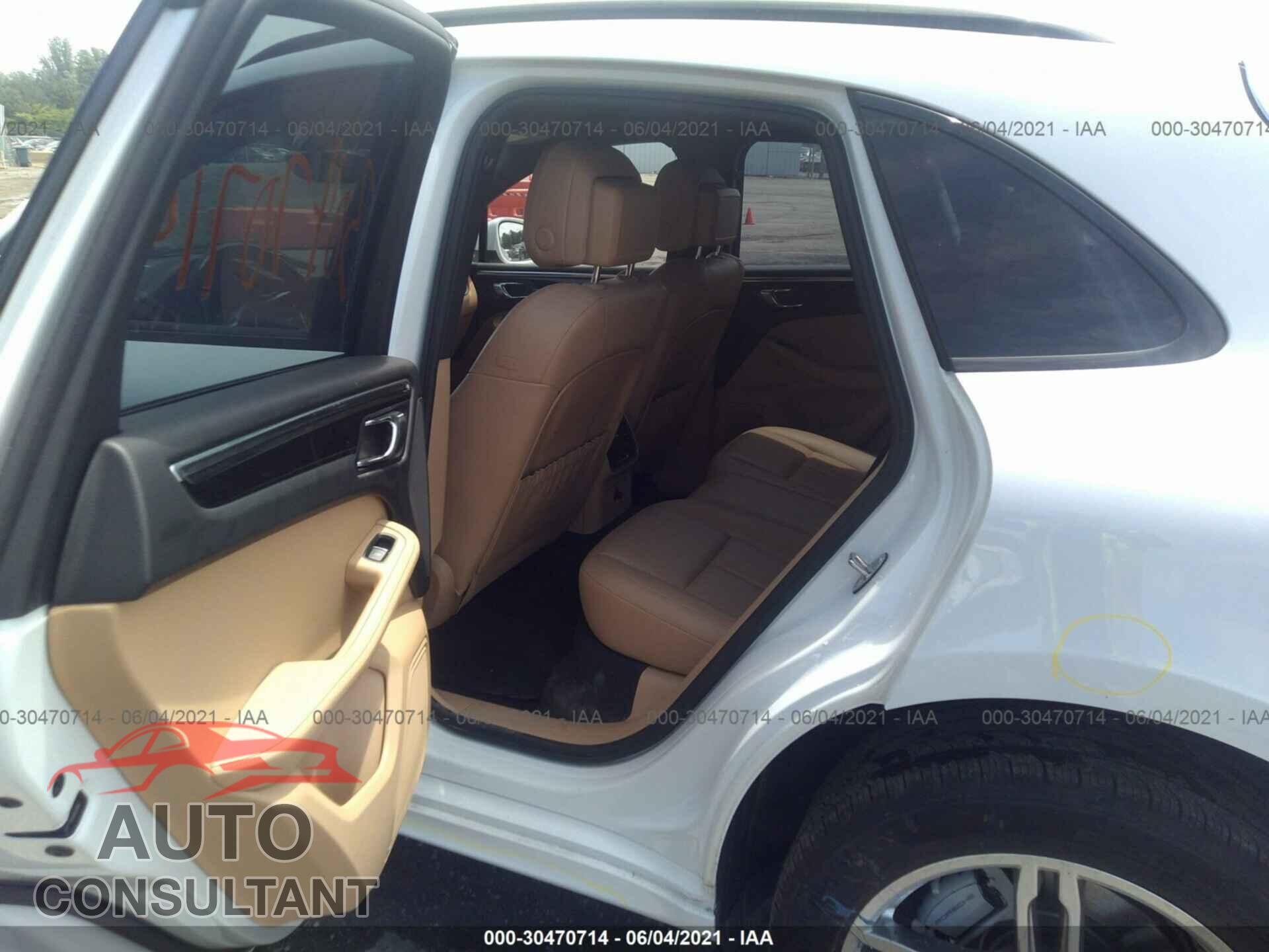 PORSCHE MACAN 2016 - WP1AB2A54GLB58658