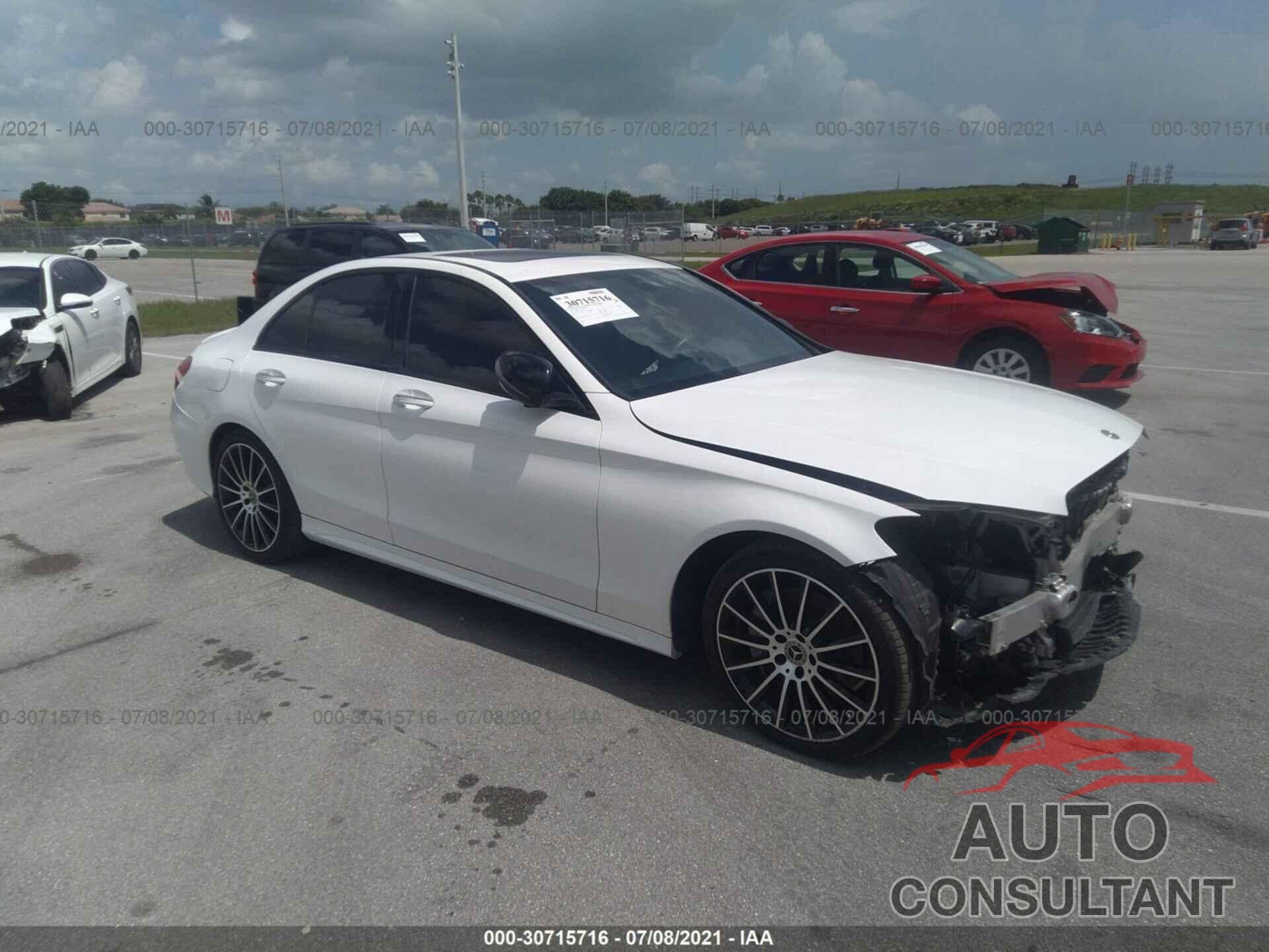 MERCEDES-BENZ C-CLASS 2018 - 55SWF4JB4JU260757