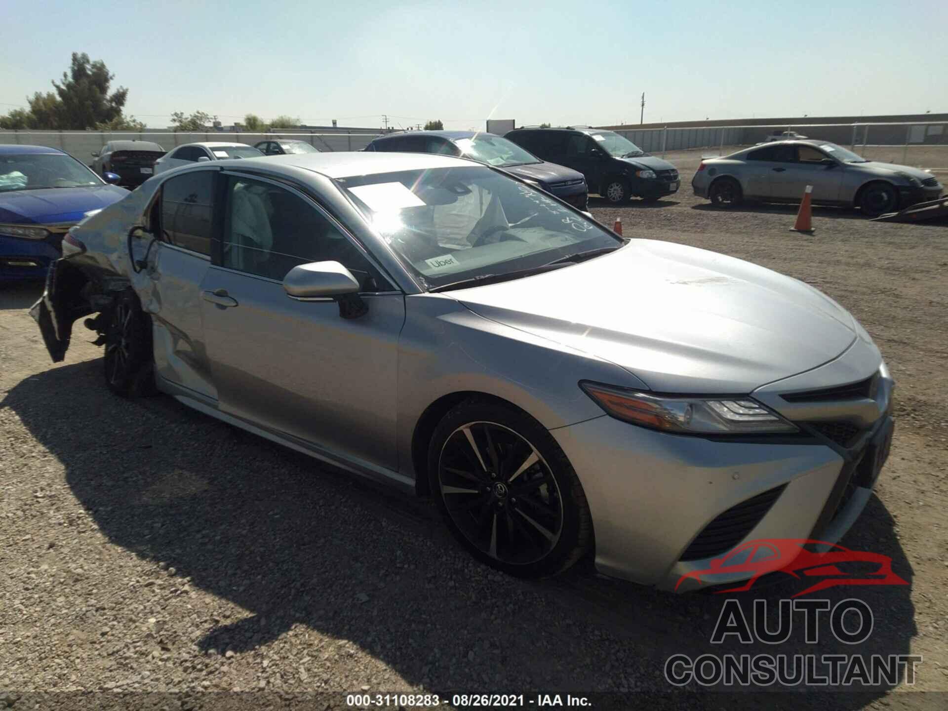 TOYOTA CAMRY 2018 - 4T1B61HK4JU081724