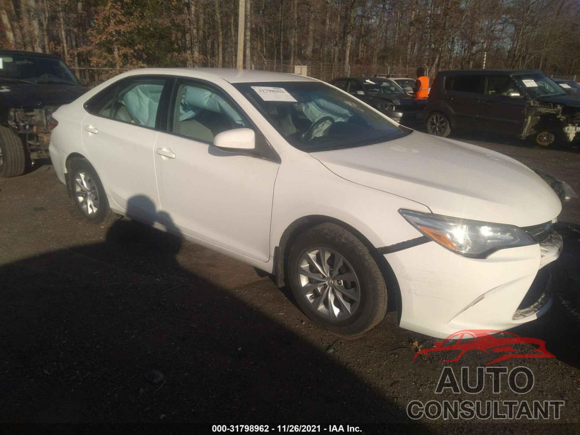 TOYOTA CAMRY 2015 - YV4BR00L7M1692859