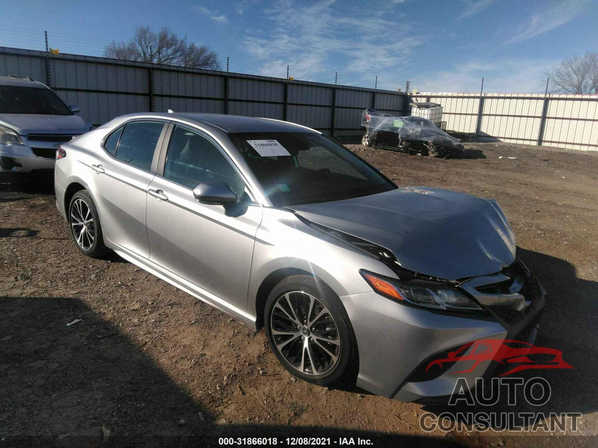 TOYOTA CAMRY 2019 - 4T1B11HK8KU832503