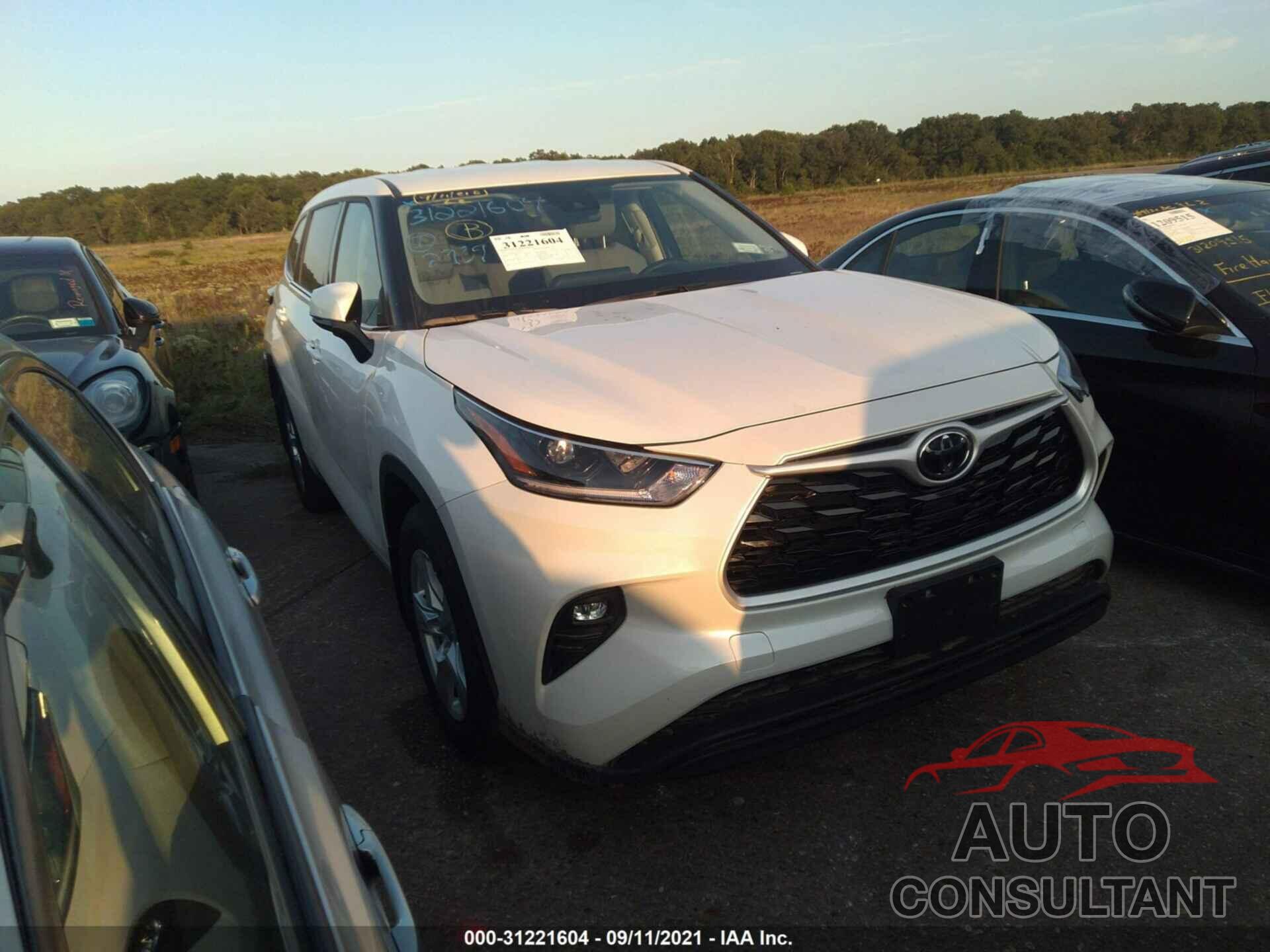 TOYOTA HIGHLANDER 2021 - 5TDBZRBH2MS131214