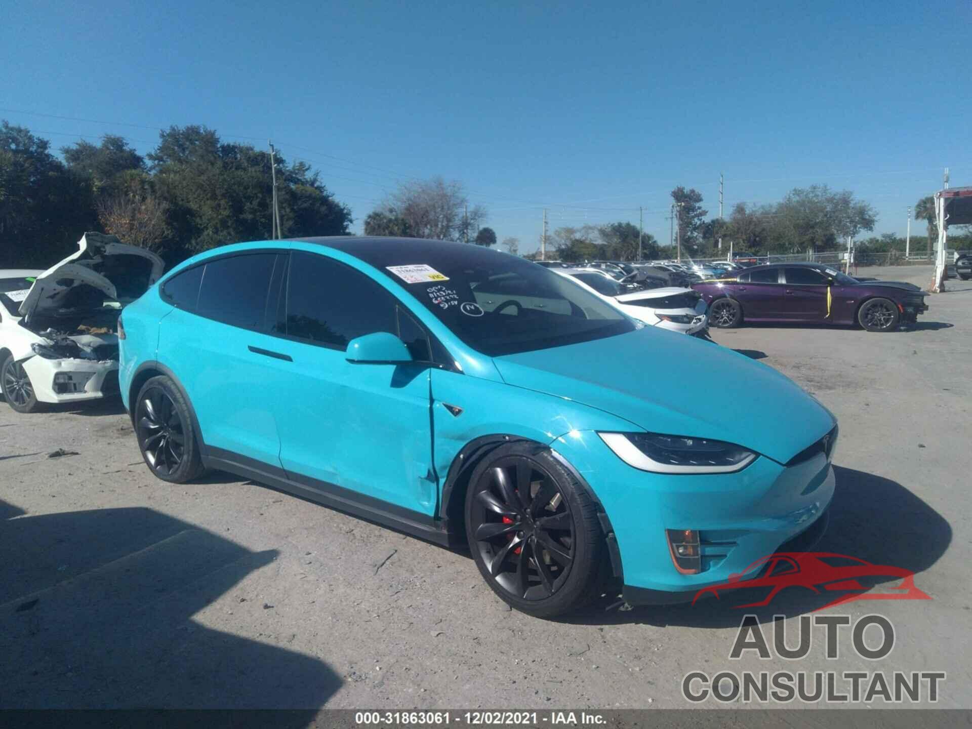 TESLA MODEL X 2016 - 5YJXCBE4XGF000810