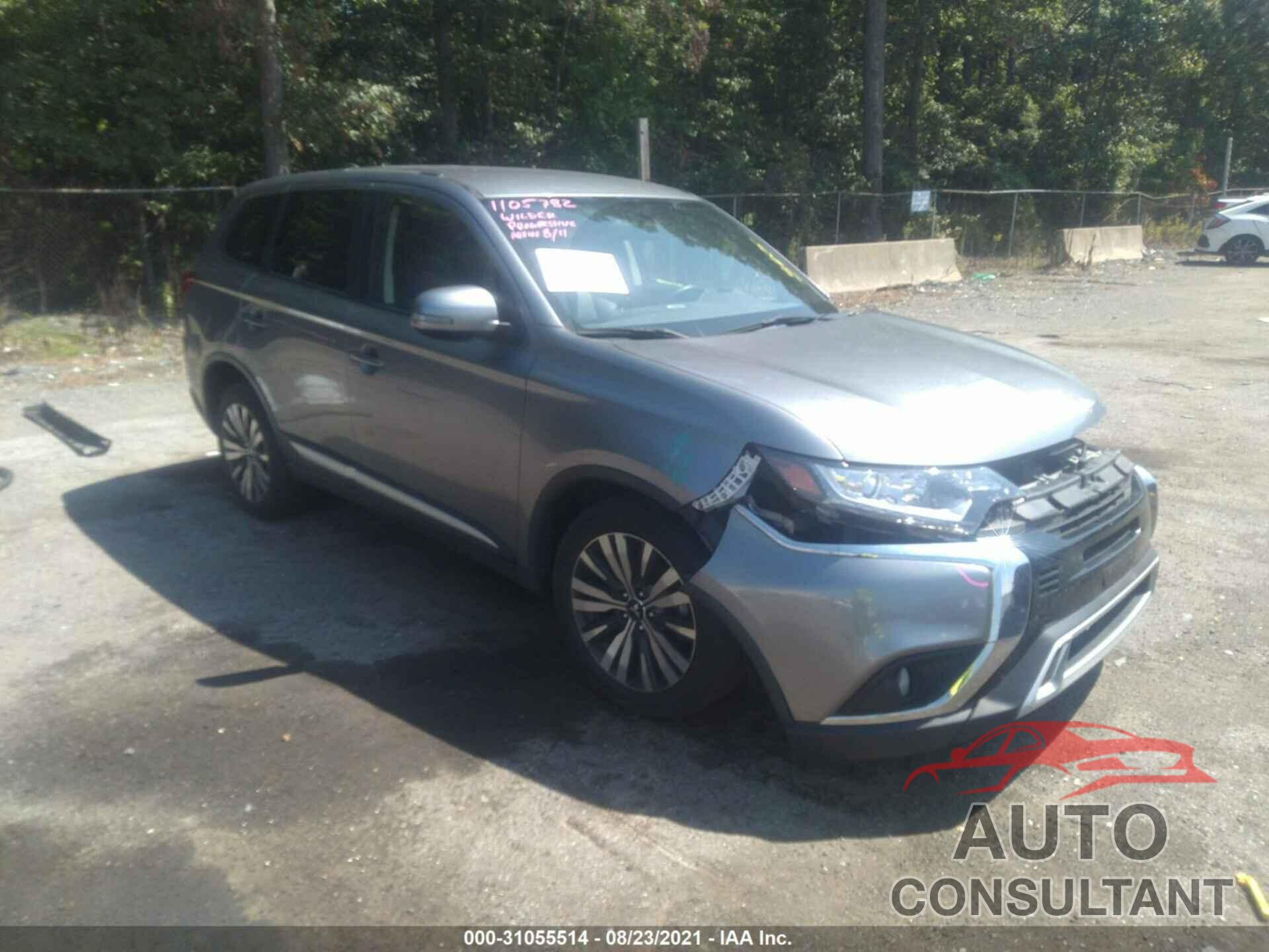 MITSUBISHI OUTLANDER 2019 - JA4AD3A38KZ048244