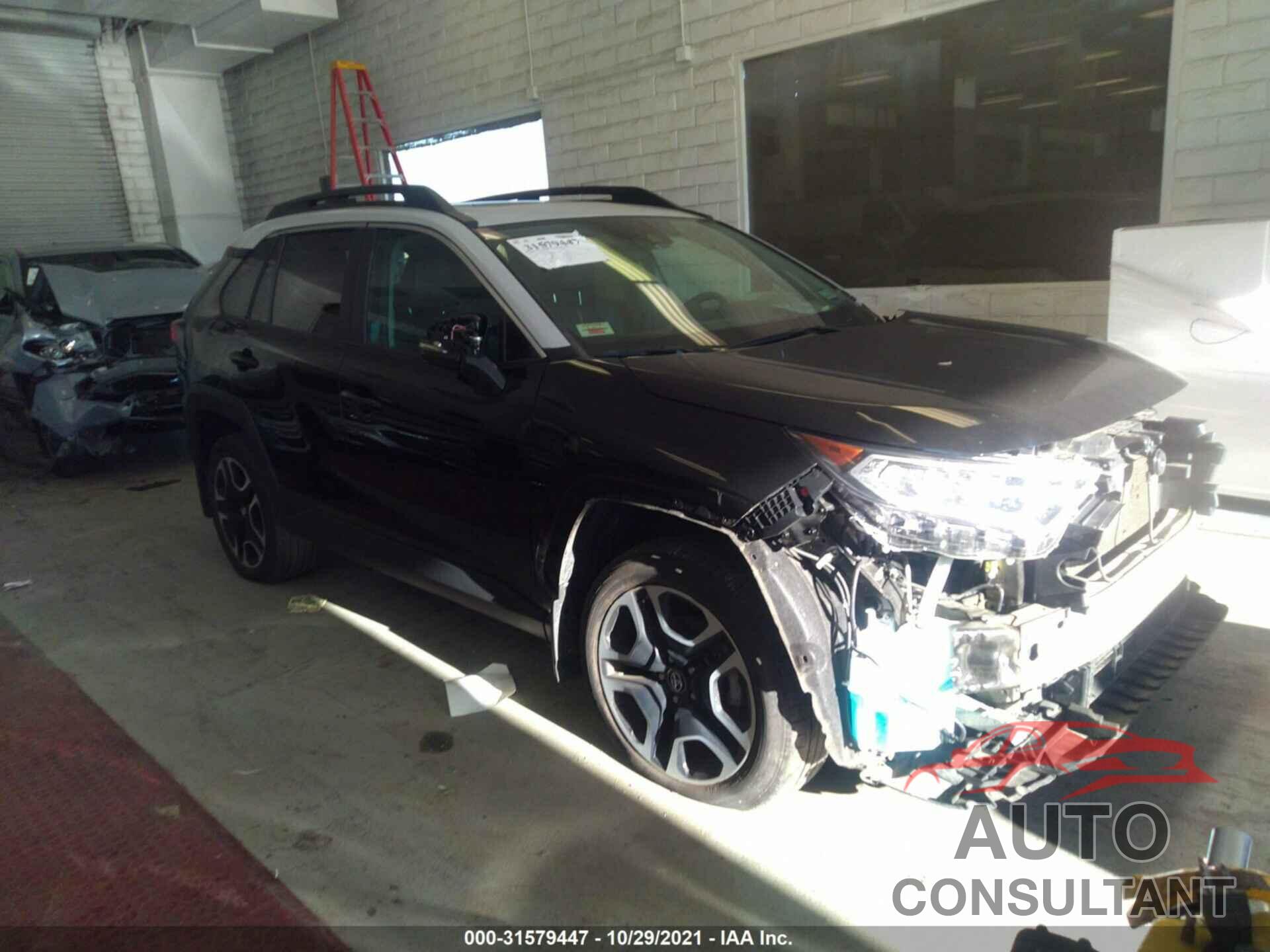 TOYOTA RAV4 2019 - 2T3J1RFV1KC009525