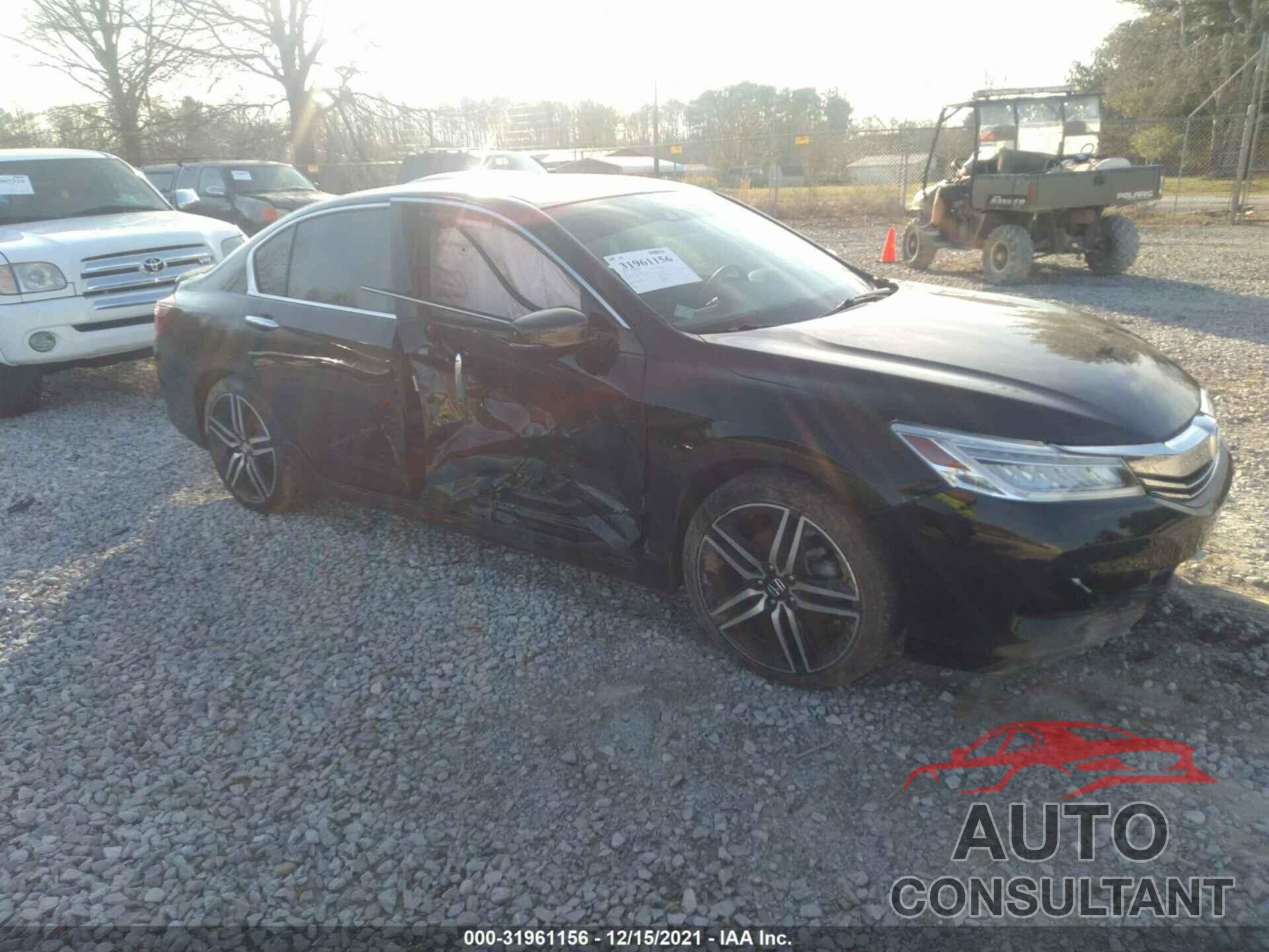 HONDA ACCORD SEDAN 2016 - 1HGCR3F92GA025613