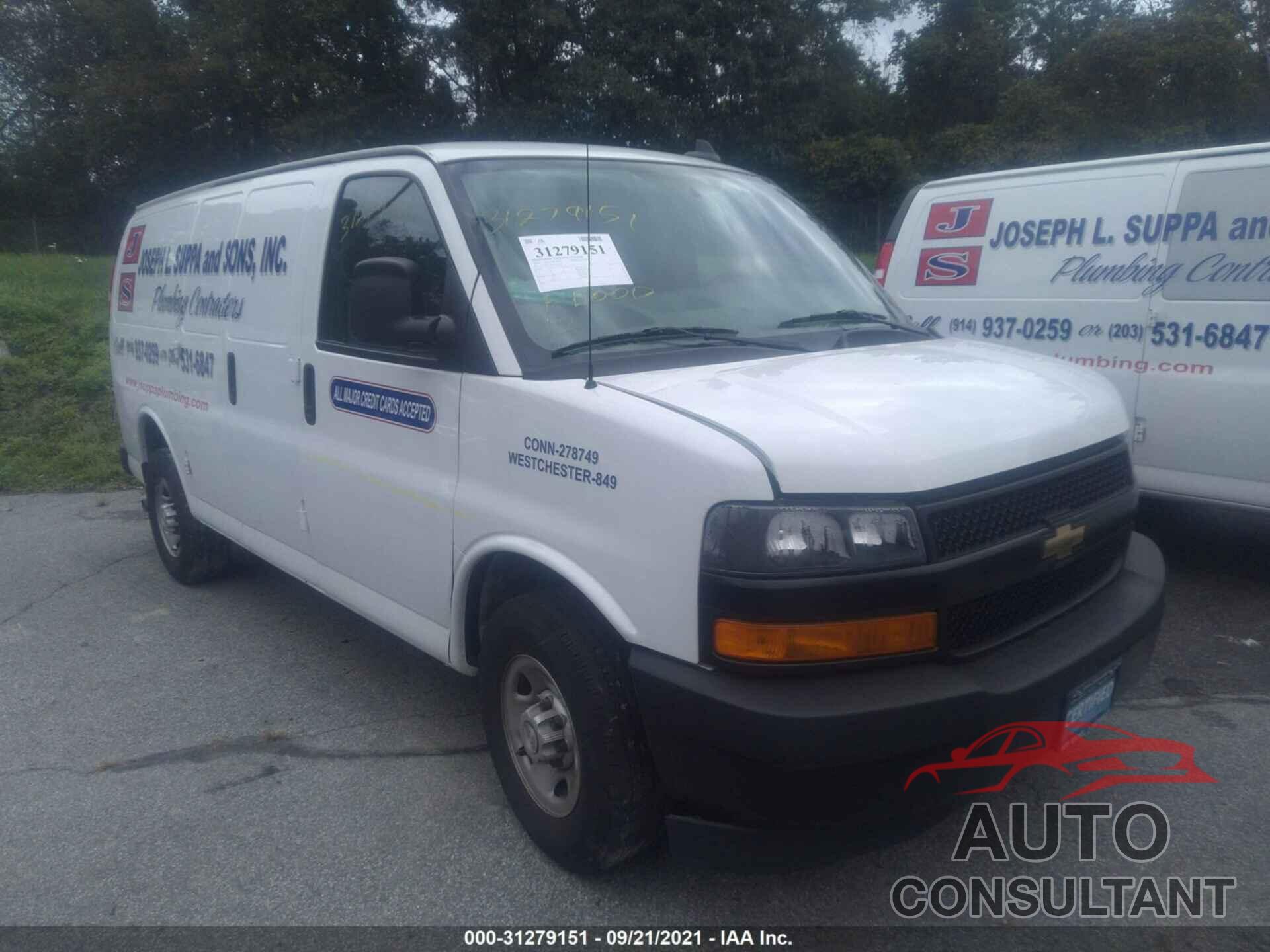 CHEVROLET EXPRESS CARGO VAN 2019 - 1GCWGAFPXK1210988