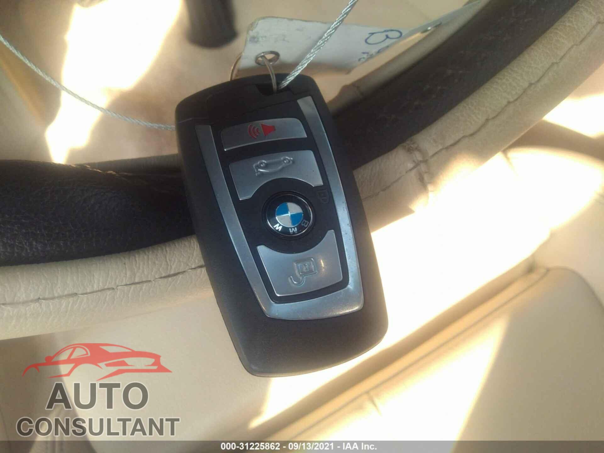 BMW 3 SERIES 2016 - WBA8E3G53GNU01964