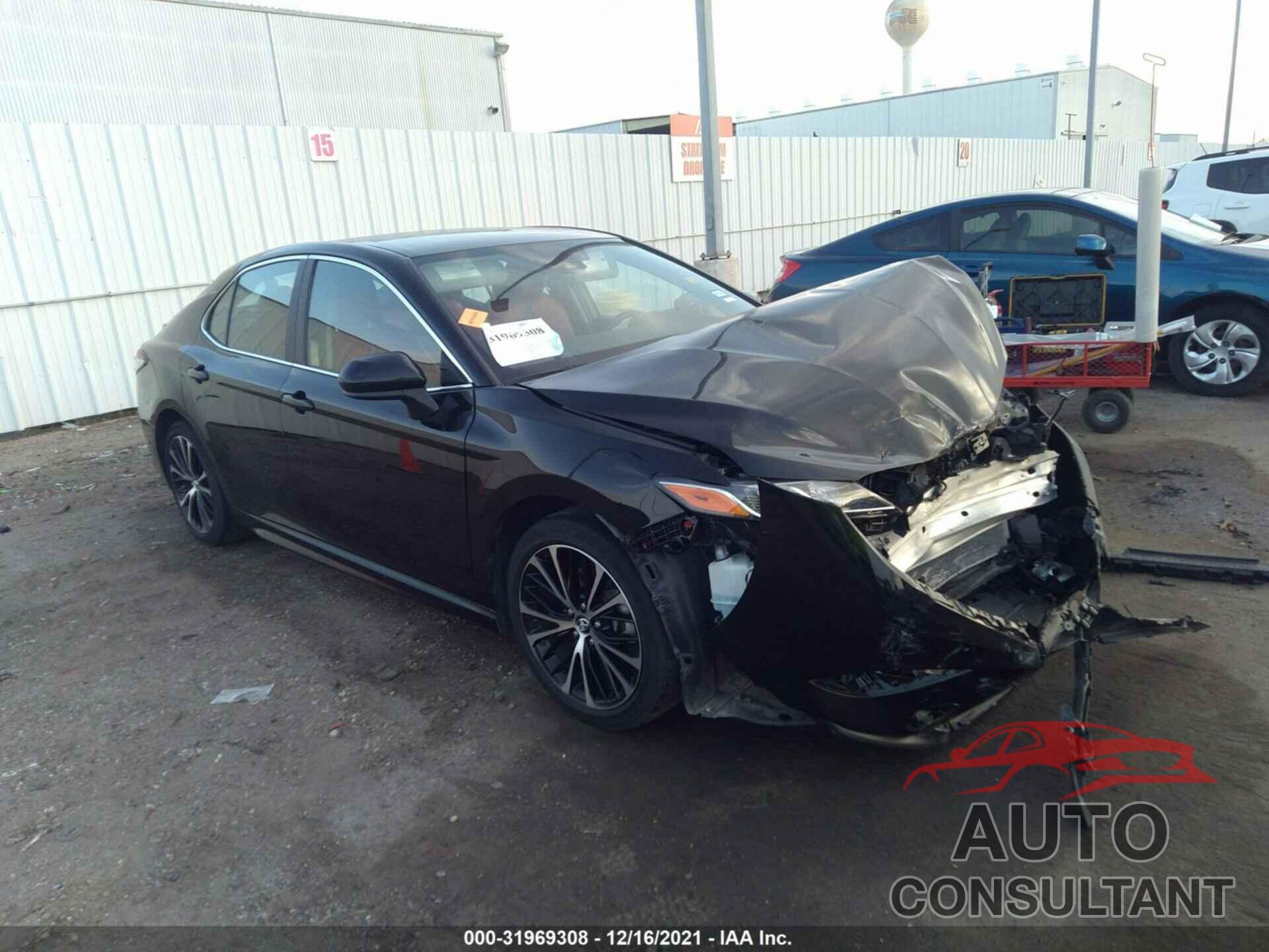 TOYOTA CAMRY 2019 - 4T1B11HK5KU208142