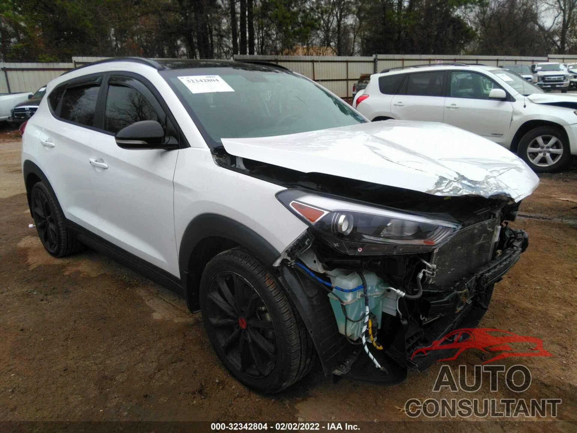 HYUNDAI TUCSON 2017 - KM8J33A28HU553914