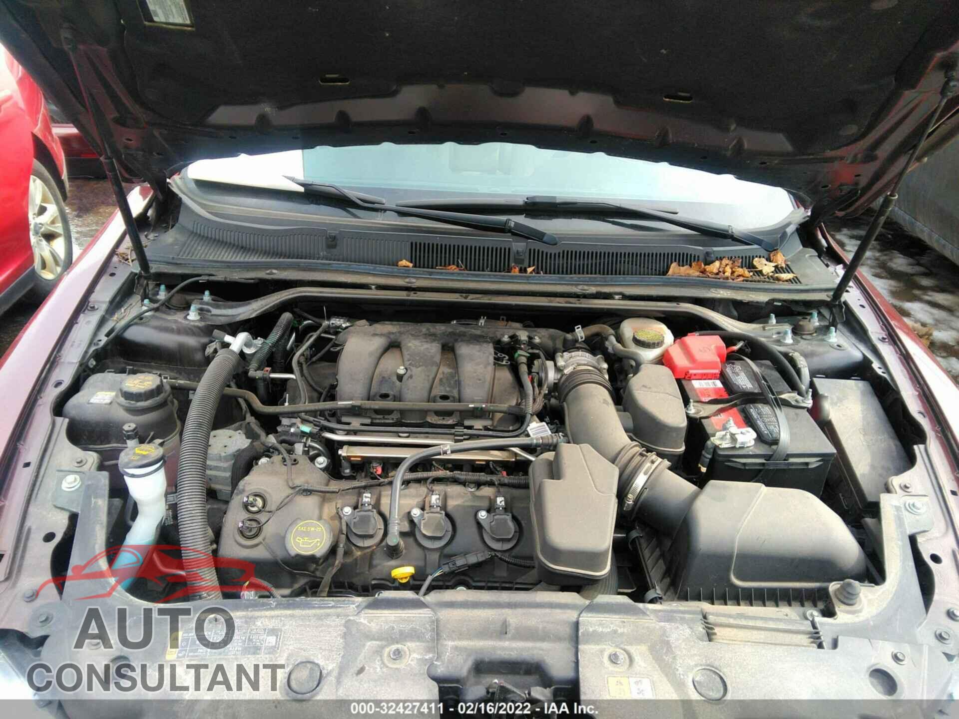 FORD TAURUS 2016 - 1FAHP2E82GG137893