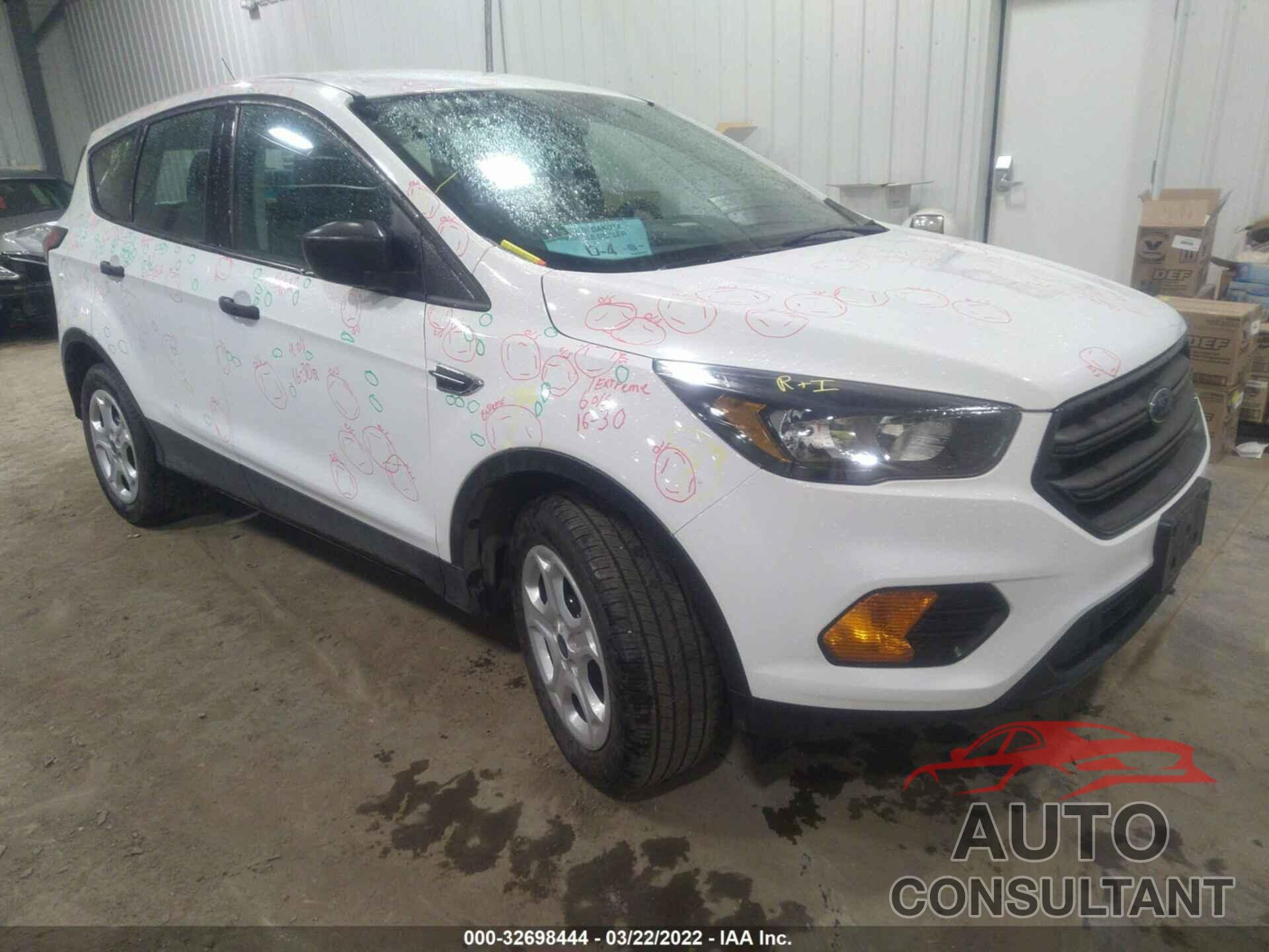 FORD ESCAPE 2019 - 1FMCU0F77KUA41626