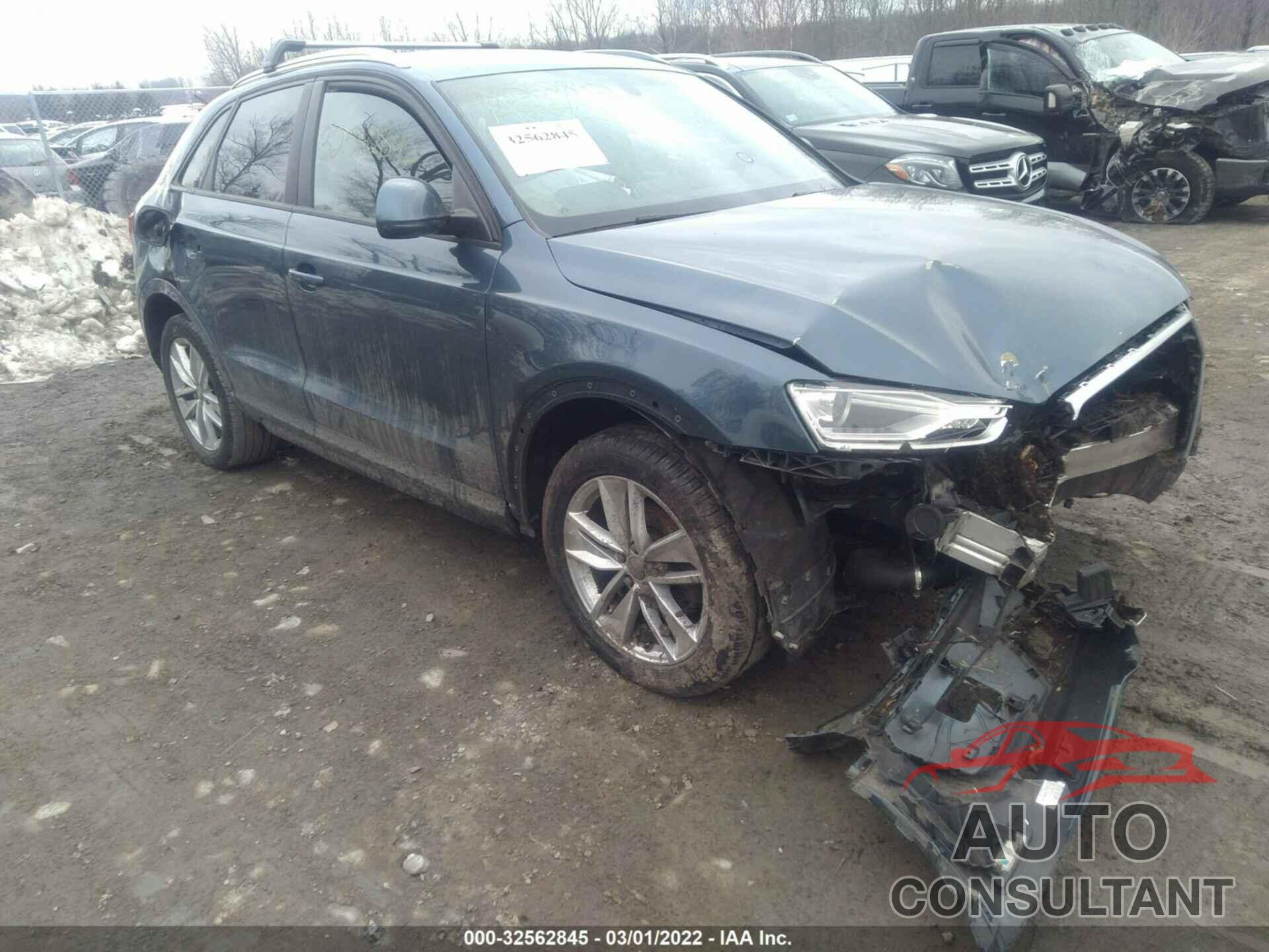 AUDI Q3 2017 - WA1ECCFS6HR009004