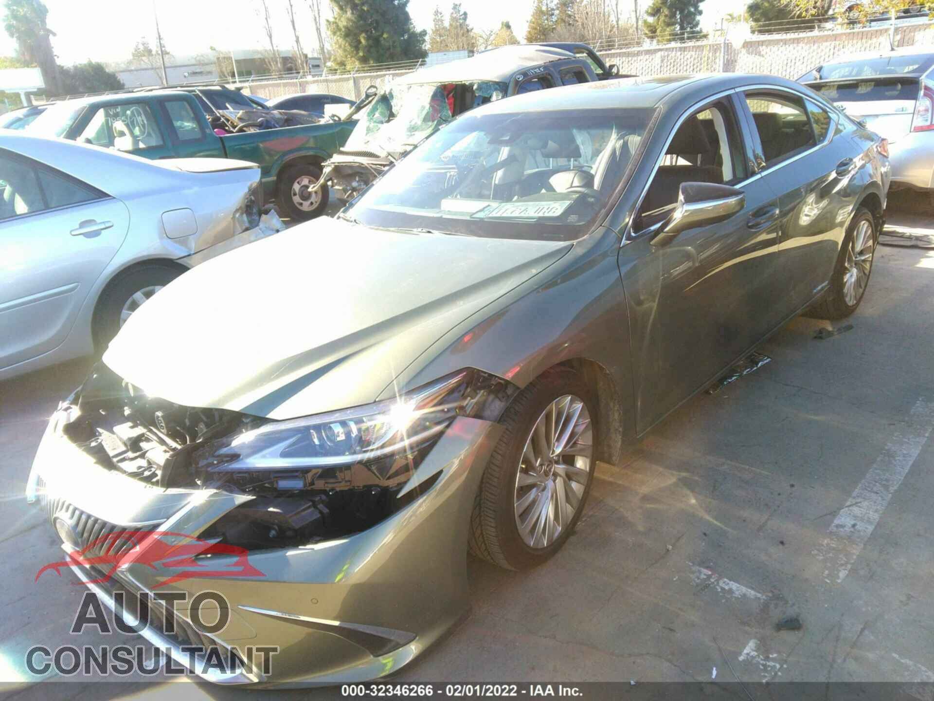 LEXUS ES 2019 - JTHB21B19K2022714