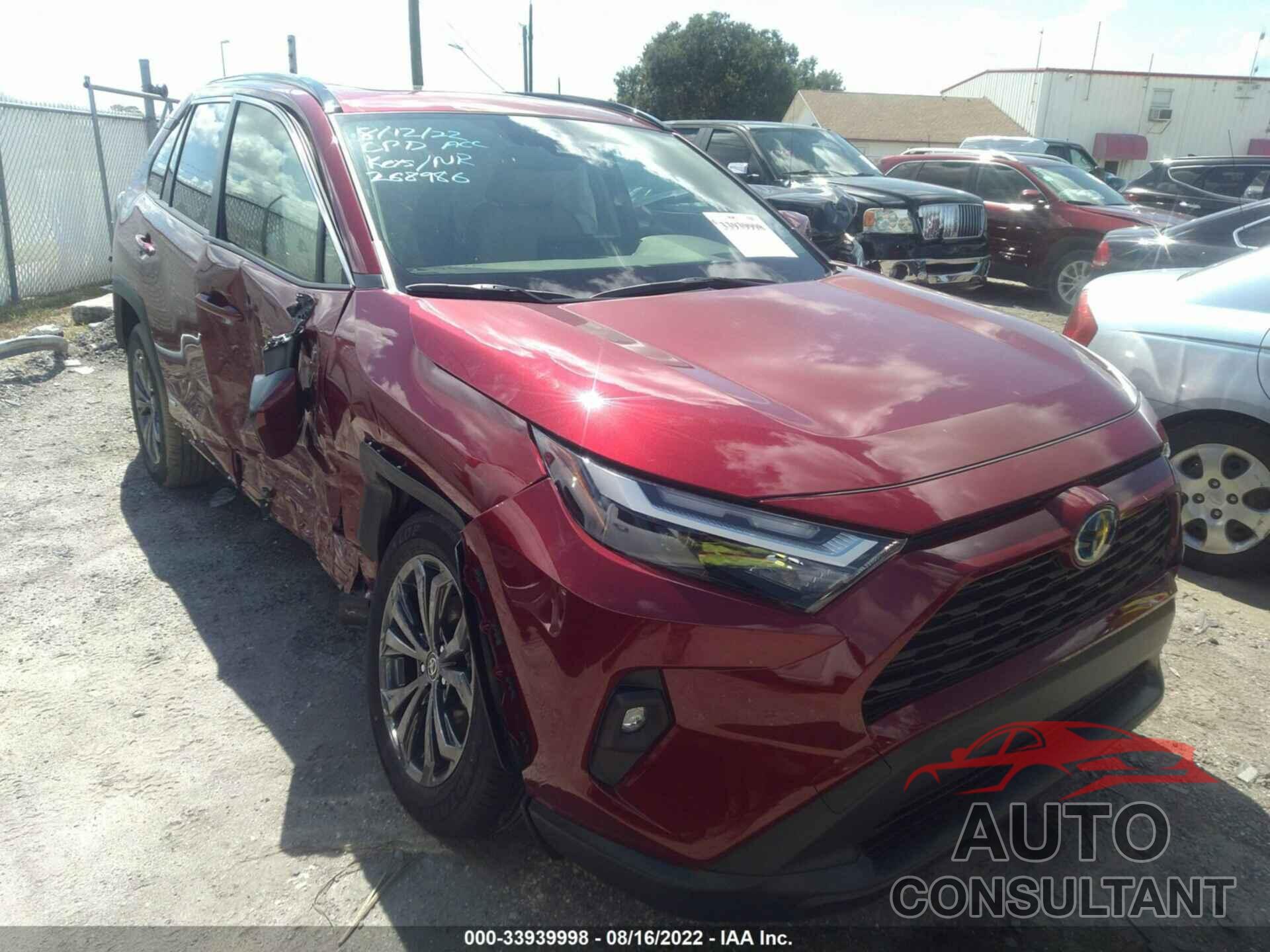 TOYOTA RAV4 2022 - JTMB6RFV5ND063531