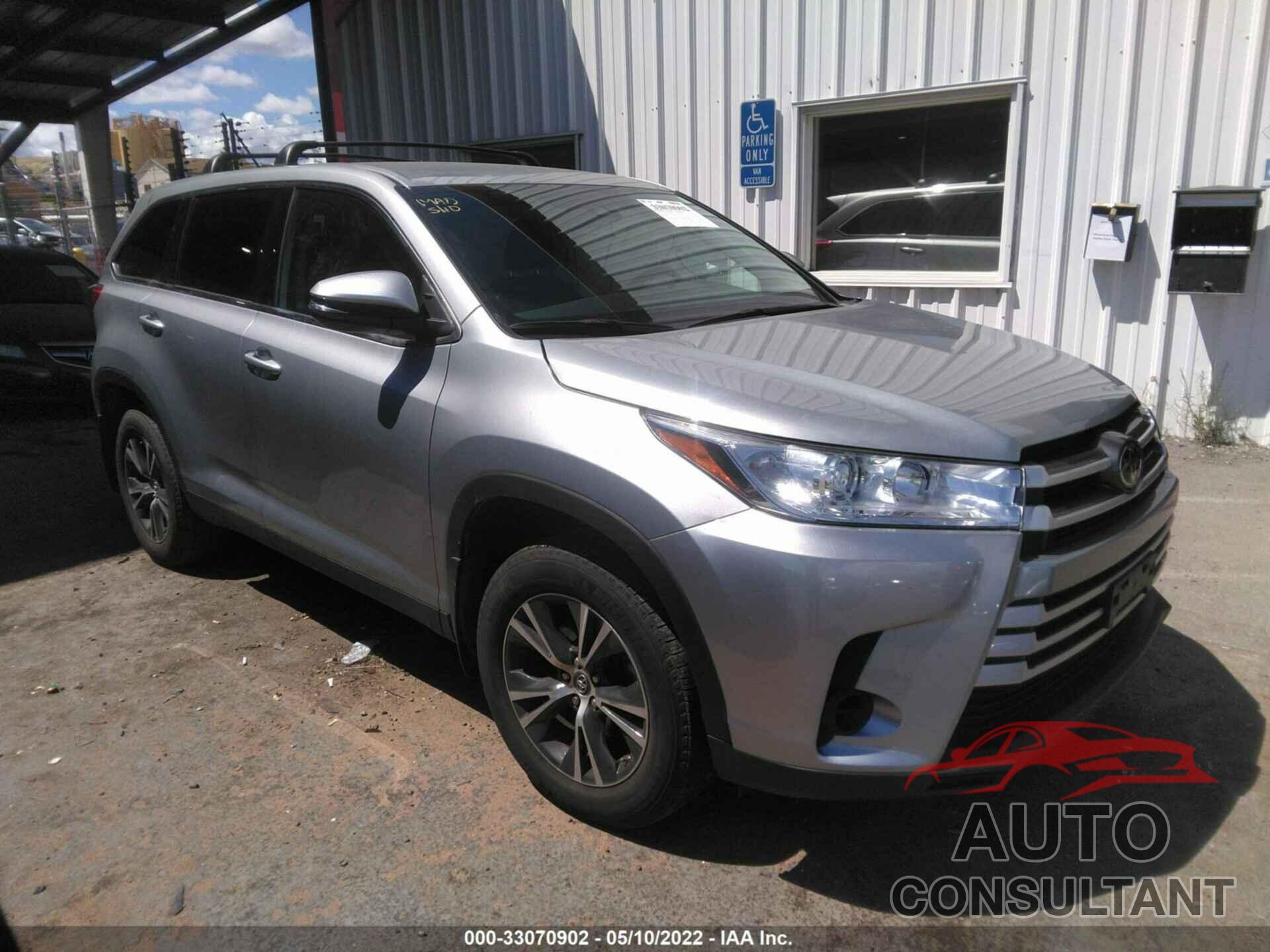 TOYOTA HIGHLANDER 2019 - 5TDBZRFH5KS731846