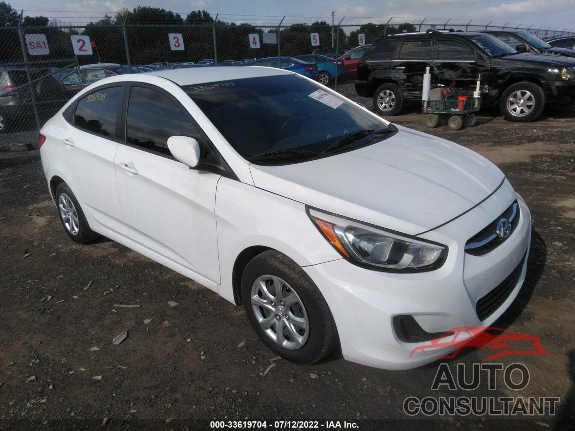 HYUNDAI ACCENT 2016 - KMHCT4AE9GU968196