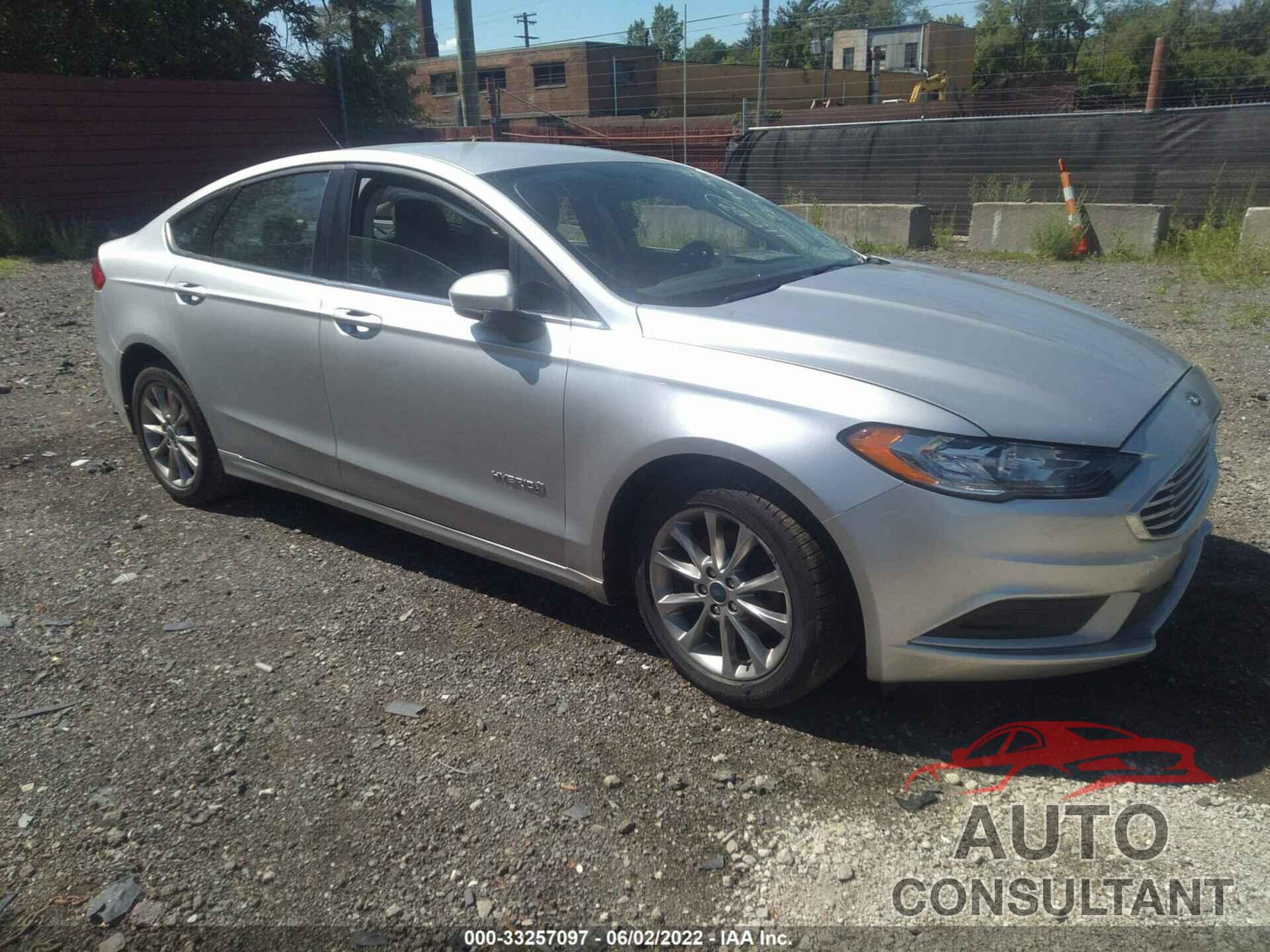 FORD FUSION 2017 - 3FA6P0LU0HR319369