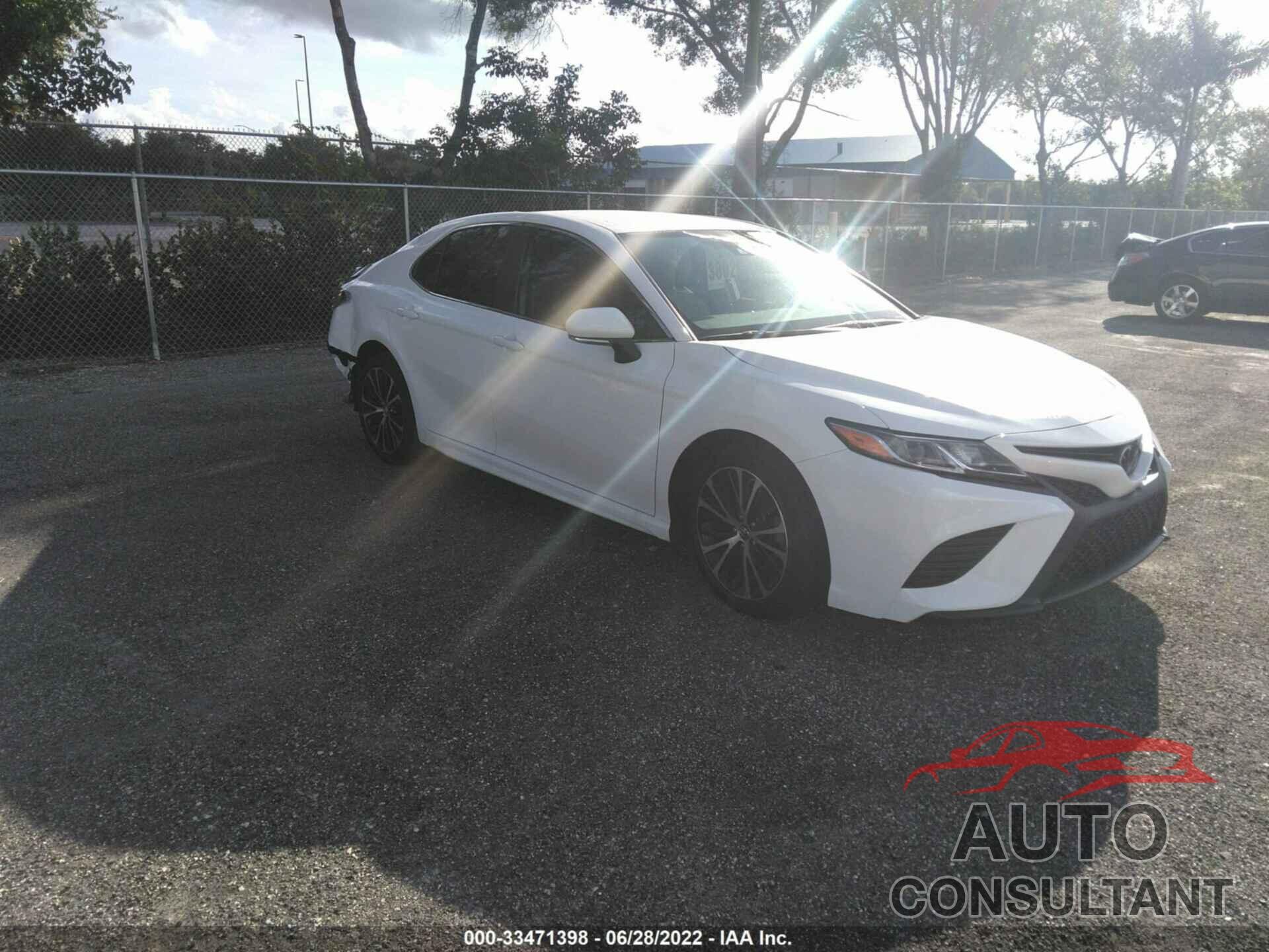 TOYOTA CAMRY 2019 - 4T1B11HK3KU256240