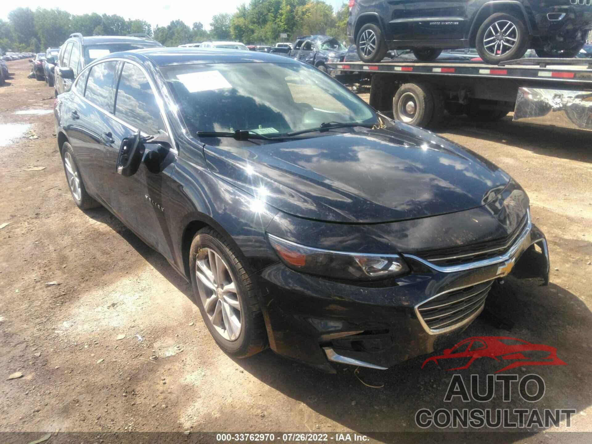 CHEVROLET MALIBU 2017 - 1G1ZE5ST0HF235223