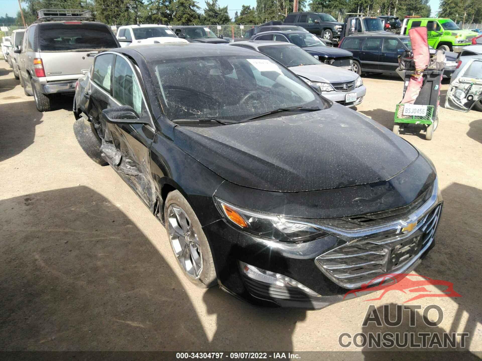 CHEVROLET MALIBU 2021 - 1G1ZD5ST5MF065101
