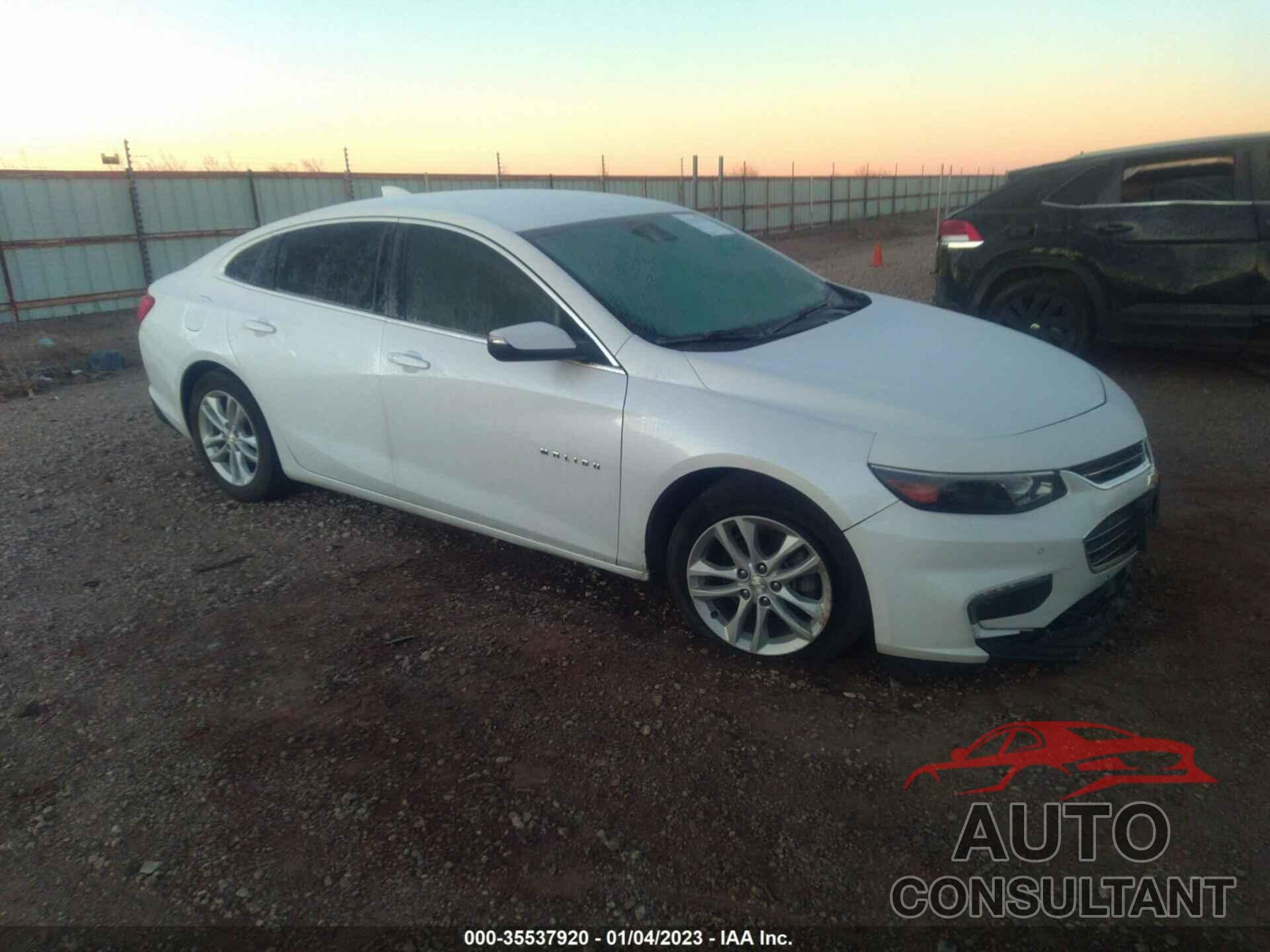 CHEVROLET MALIBU 2017 - 1G1ZE5ST0HF143772