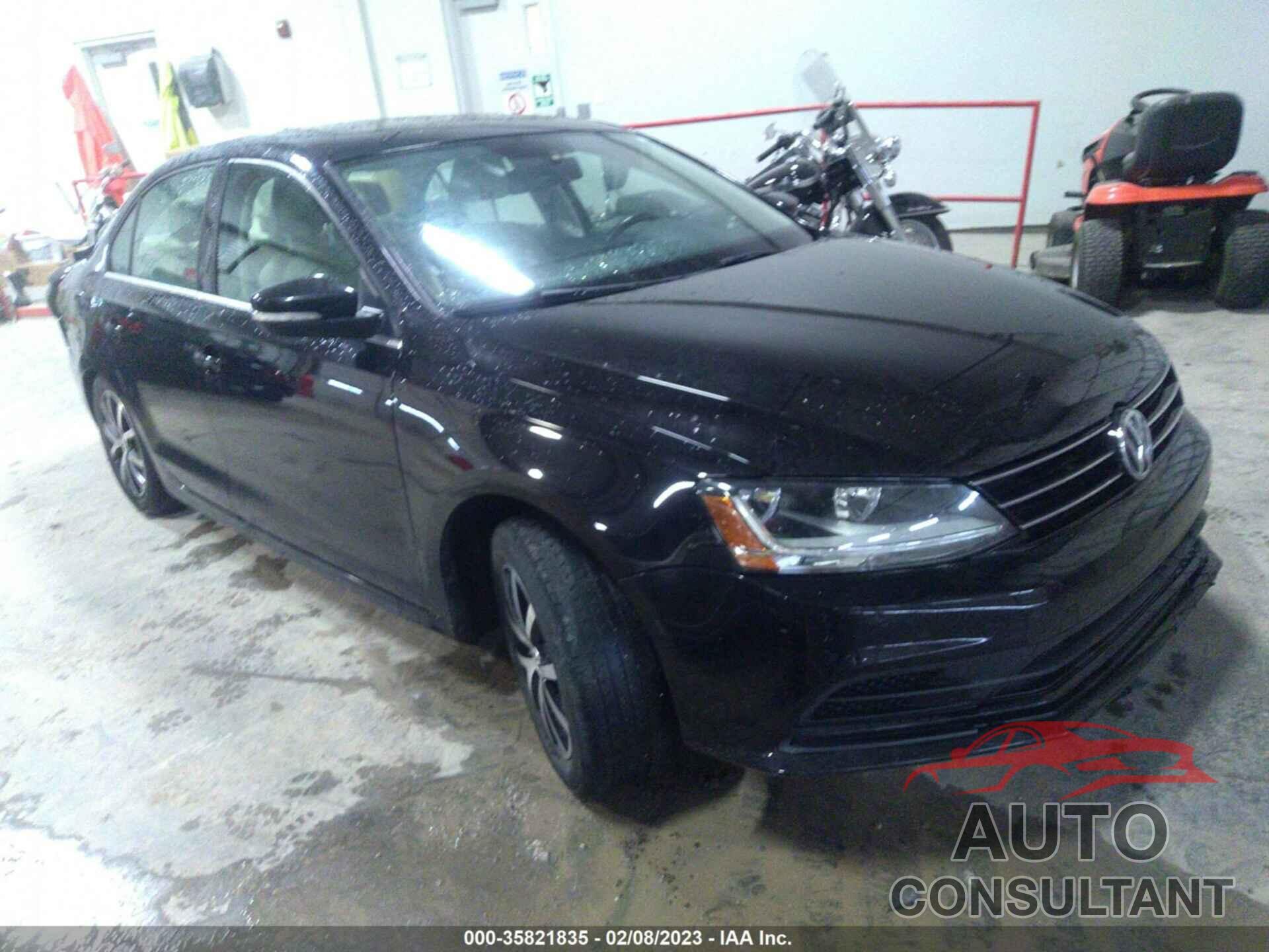 VOLKSWAGEN JETTA 2017 - 3VWDB7AJ3HM261964