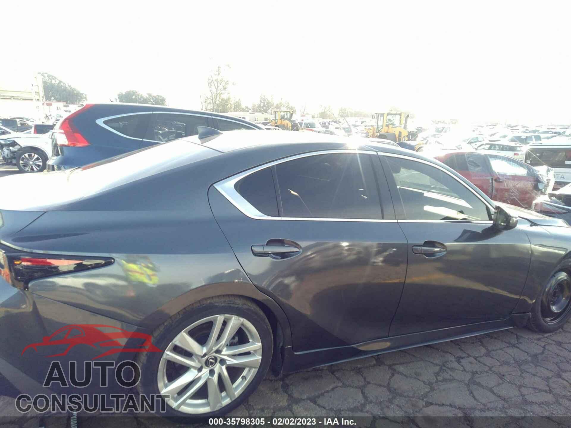 LEXUS IS 2021 - JTHCA1D24M5110116