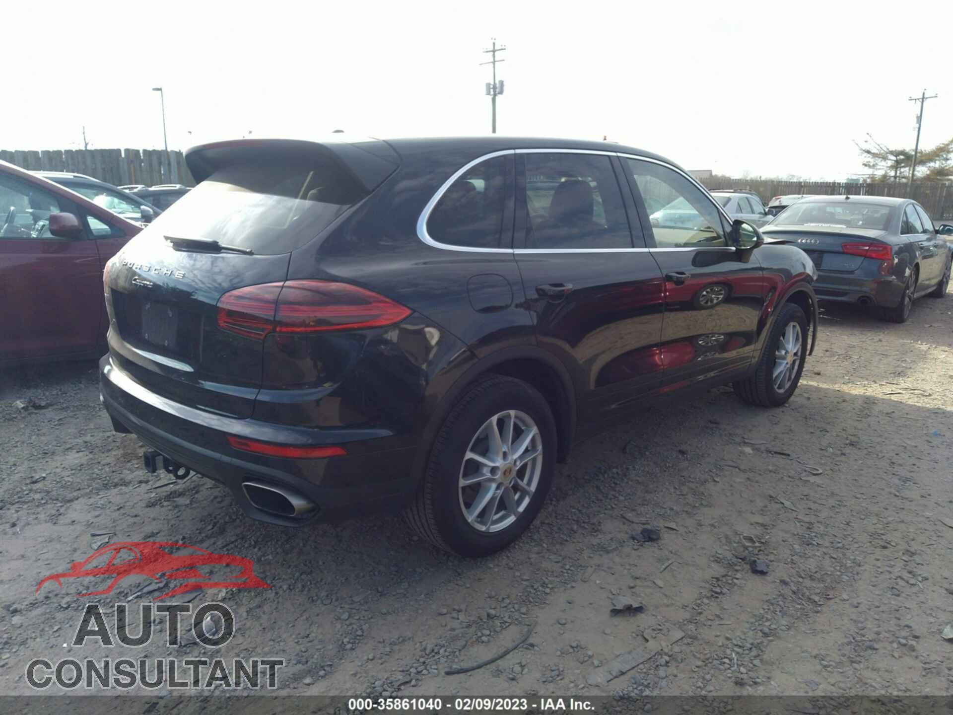 PORSCHE CAYENNE 2016 - WP1AA2A24GKA14610