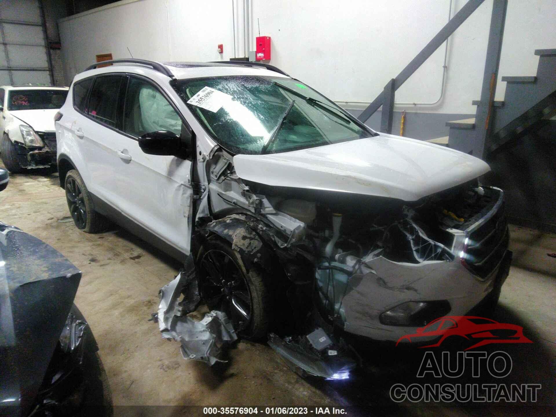FORD ESCAPE 2017 - 1FMCU0GD6HUE87585