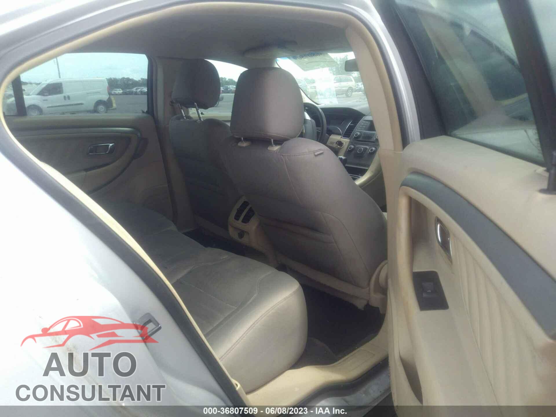FORD TAURUS 2015 - 1FAHP2D80FG183755