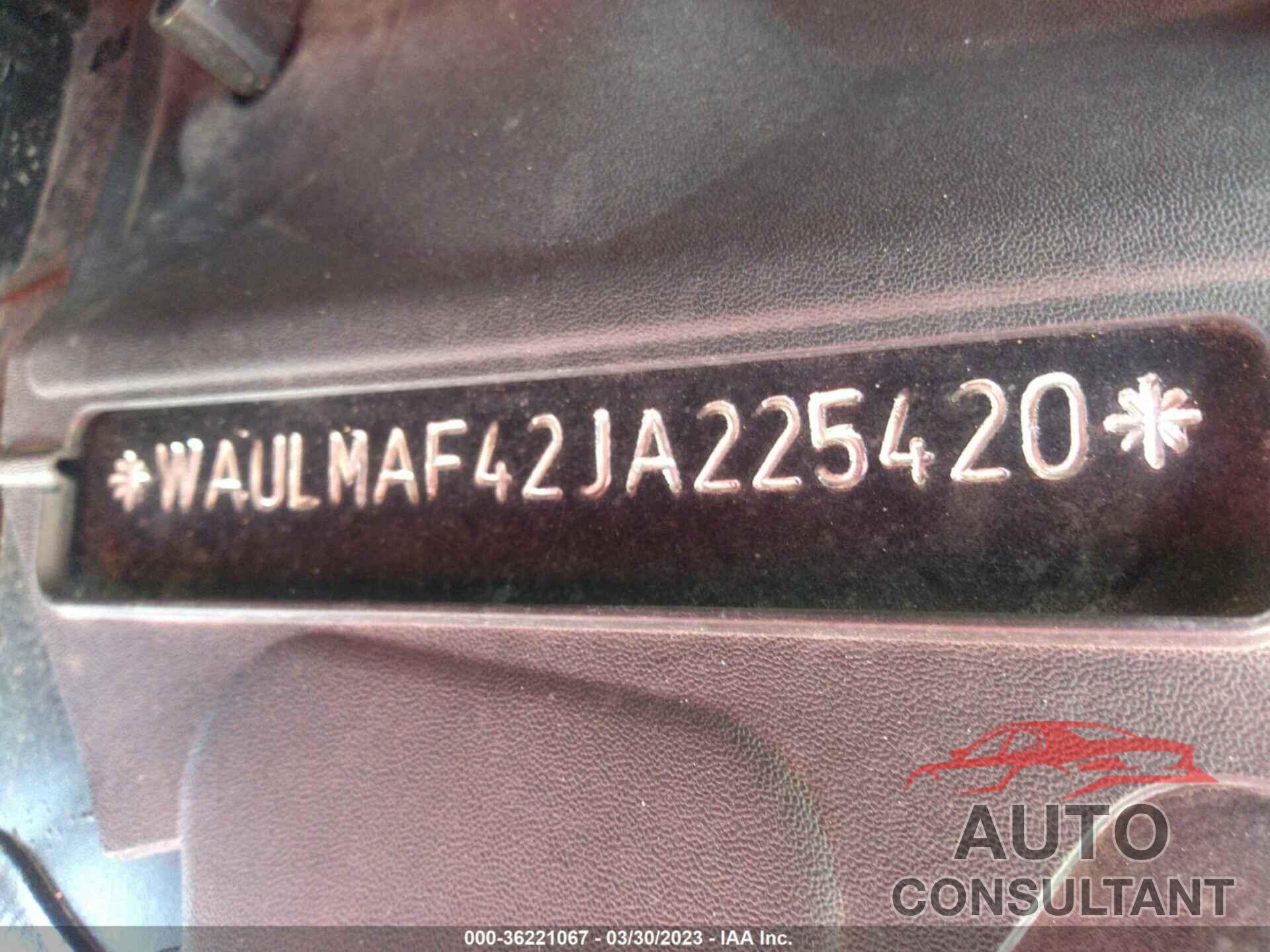 AUDI A4 2018 - WAULMAF42JA225420