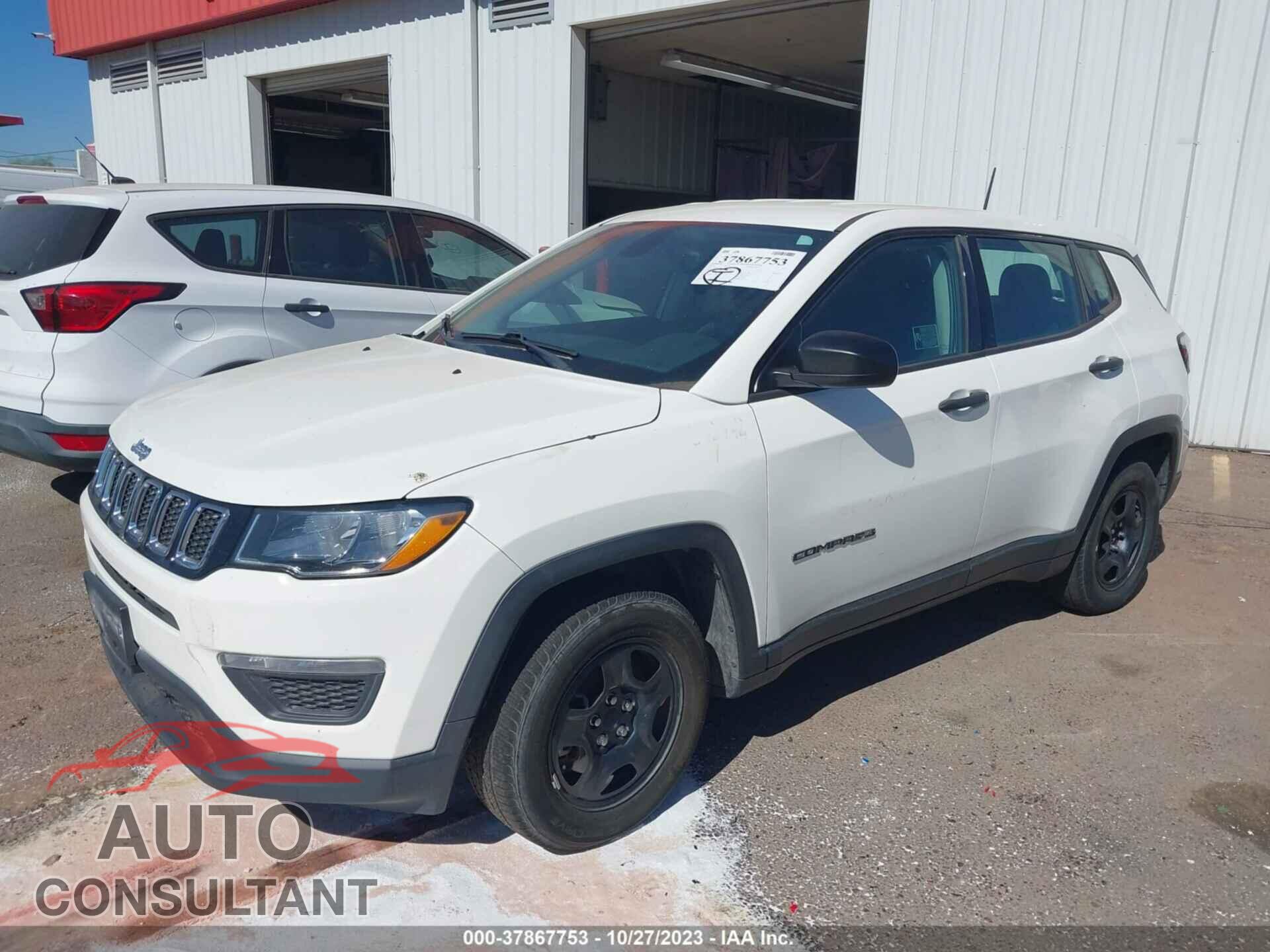 JEEP COMPASS 2018 - 3C4NJCAB0JT263405
