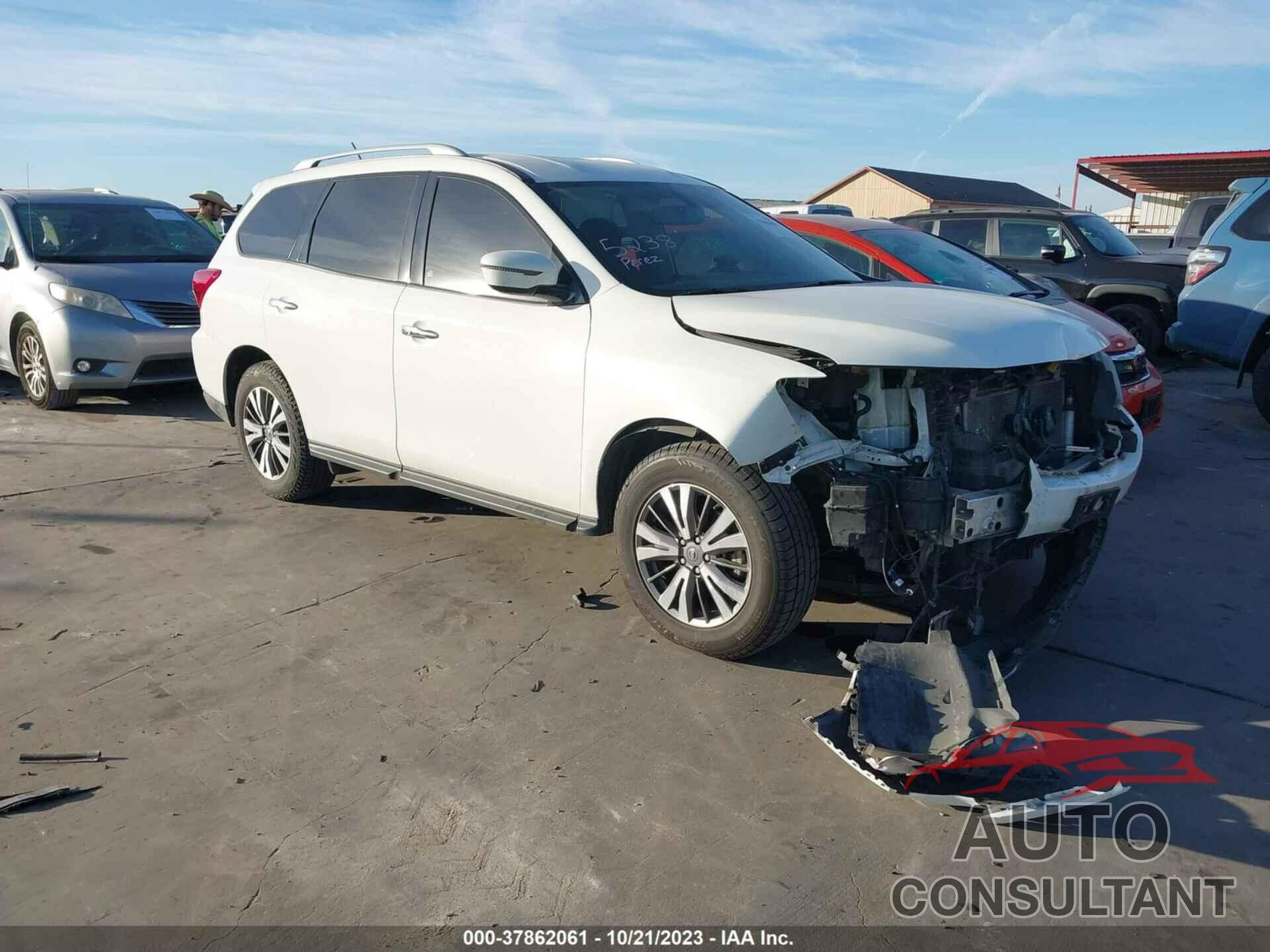 NISSAN PATHFINDER 2018 - 5N1DR2MM2JC654042