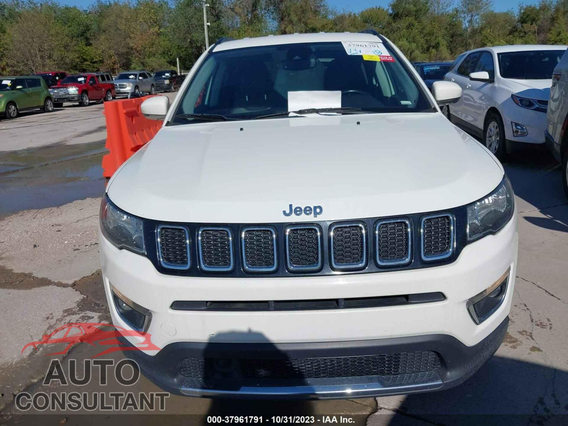 JEEP COMPASS 2021 - 3C4NJDCB7MT528568