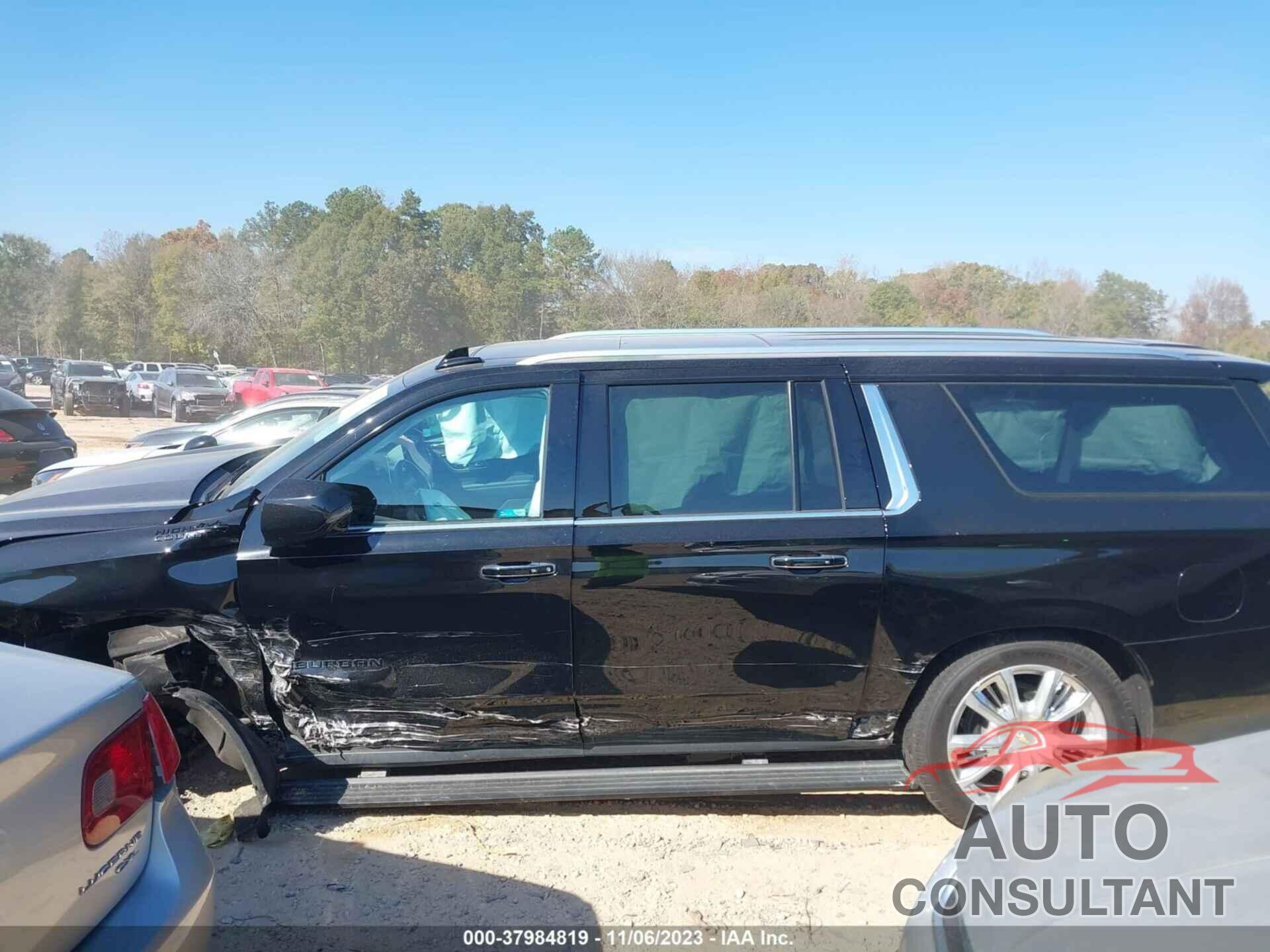 CHEVROLET SUBURBAN 2021 - 1GNSKGKL1MR323582