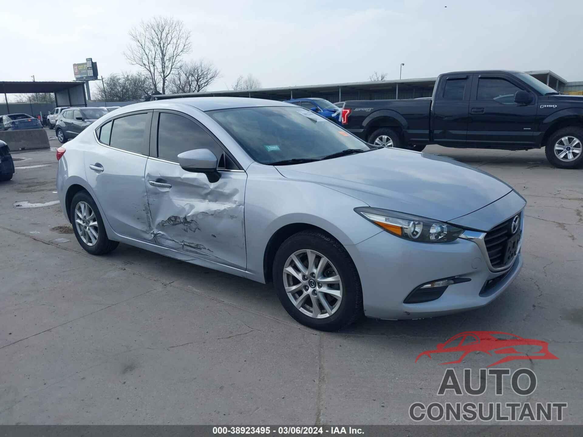 MAZDA MAZDA3 2017 - 3MZBN1U76HM101475